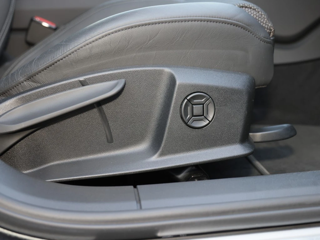 Audi-A6-image-10