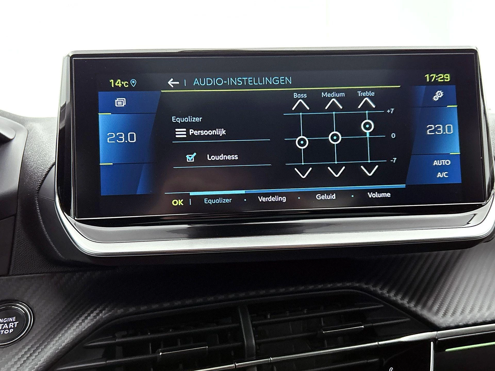 Peugeot-e-2008-image-17