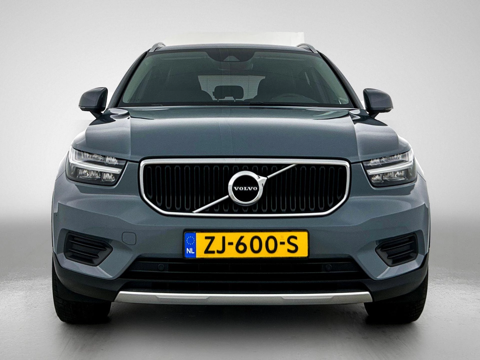 Volvo-XC40-image-4