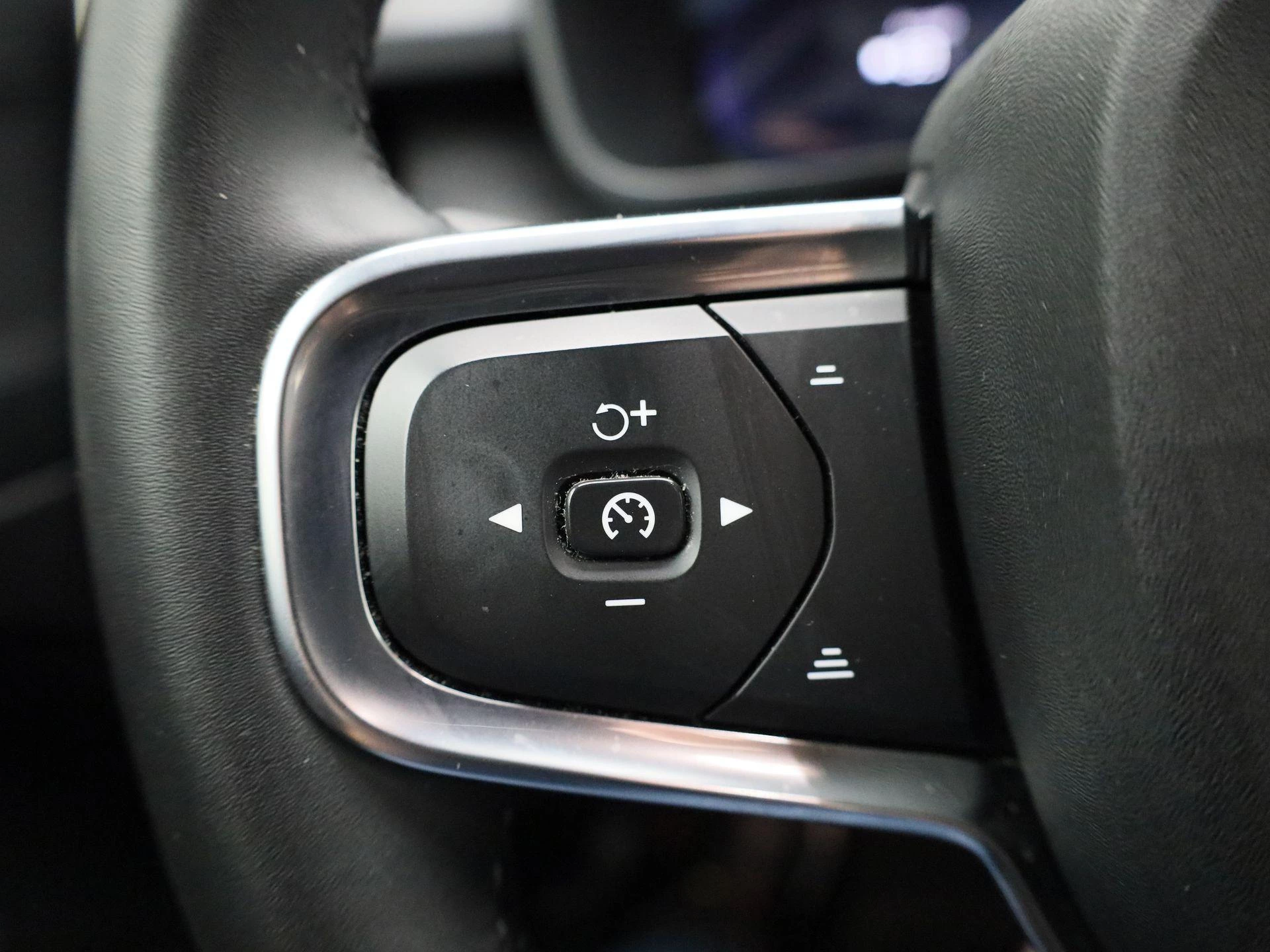 Volvo XC40 Recharge Core