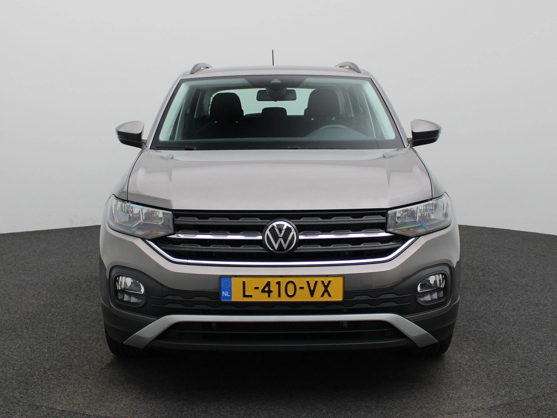 Volkswagen-T-Cross-image-2