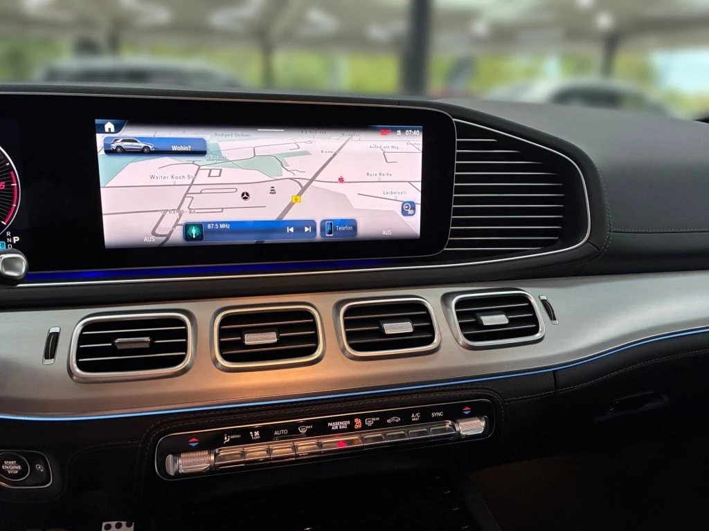 Mercedes-Benz-GLE 450 d-image-7