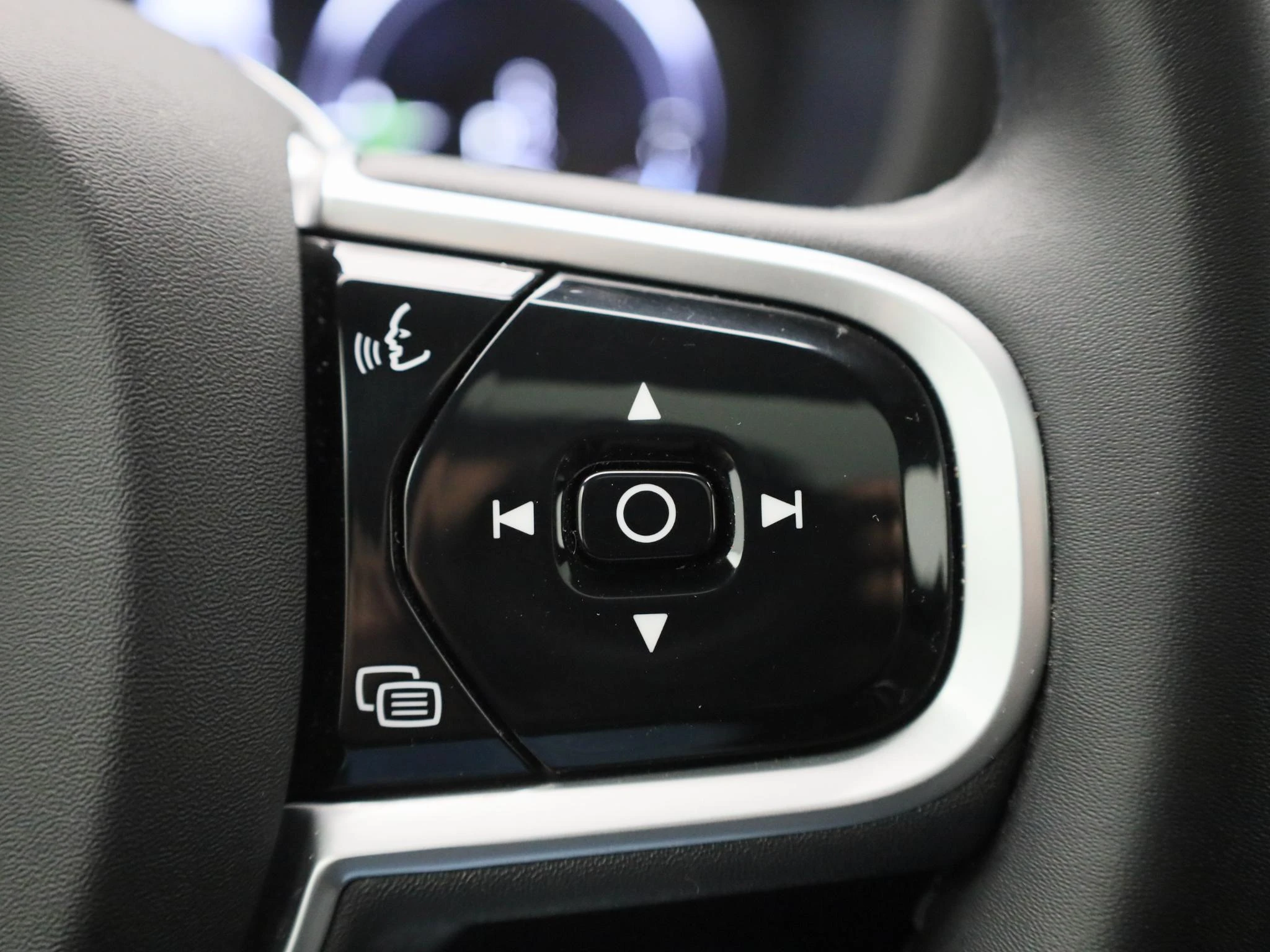 Volvo-V60-image-22