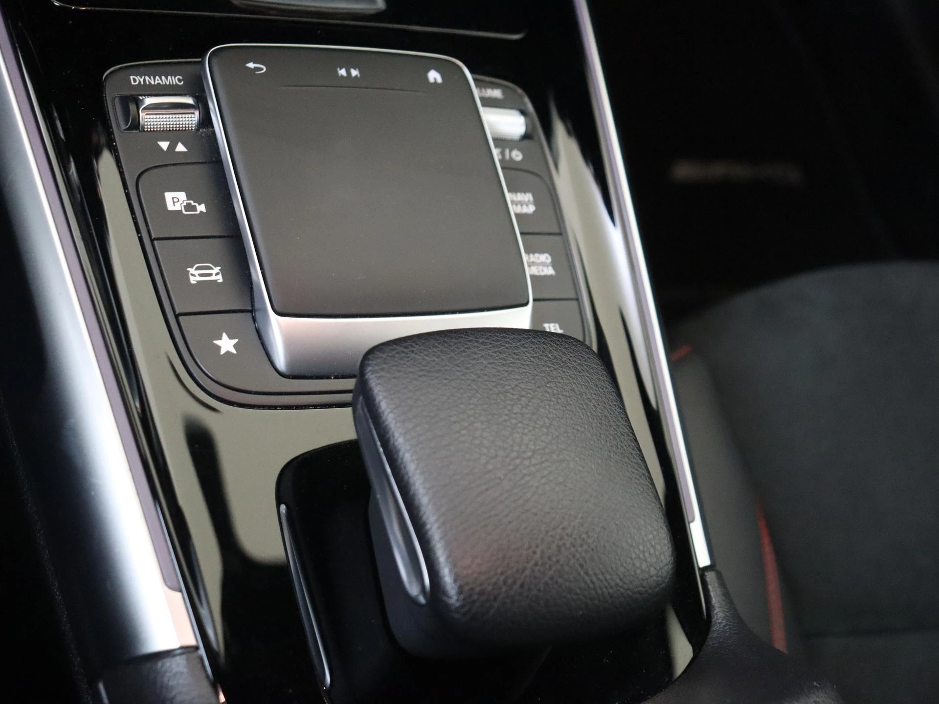 Mercedes-Benz EQB 250 AMG Line 67 kWh