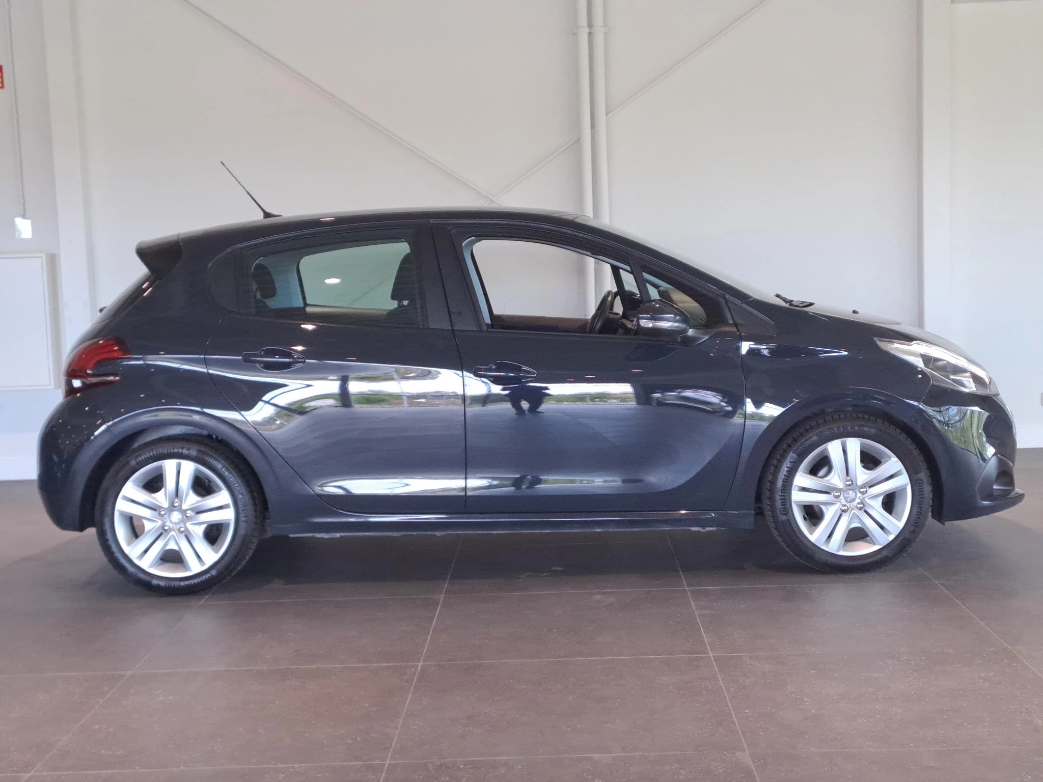 Peugeot-208-image-9