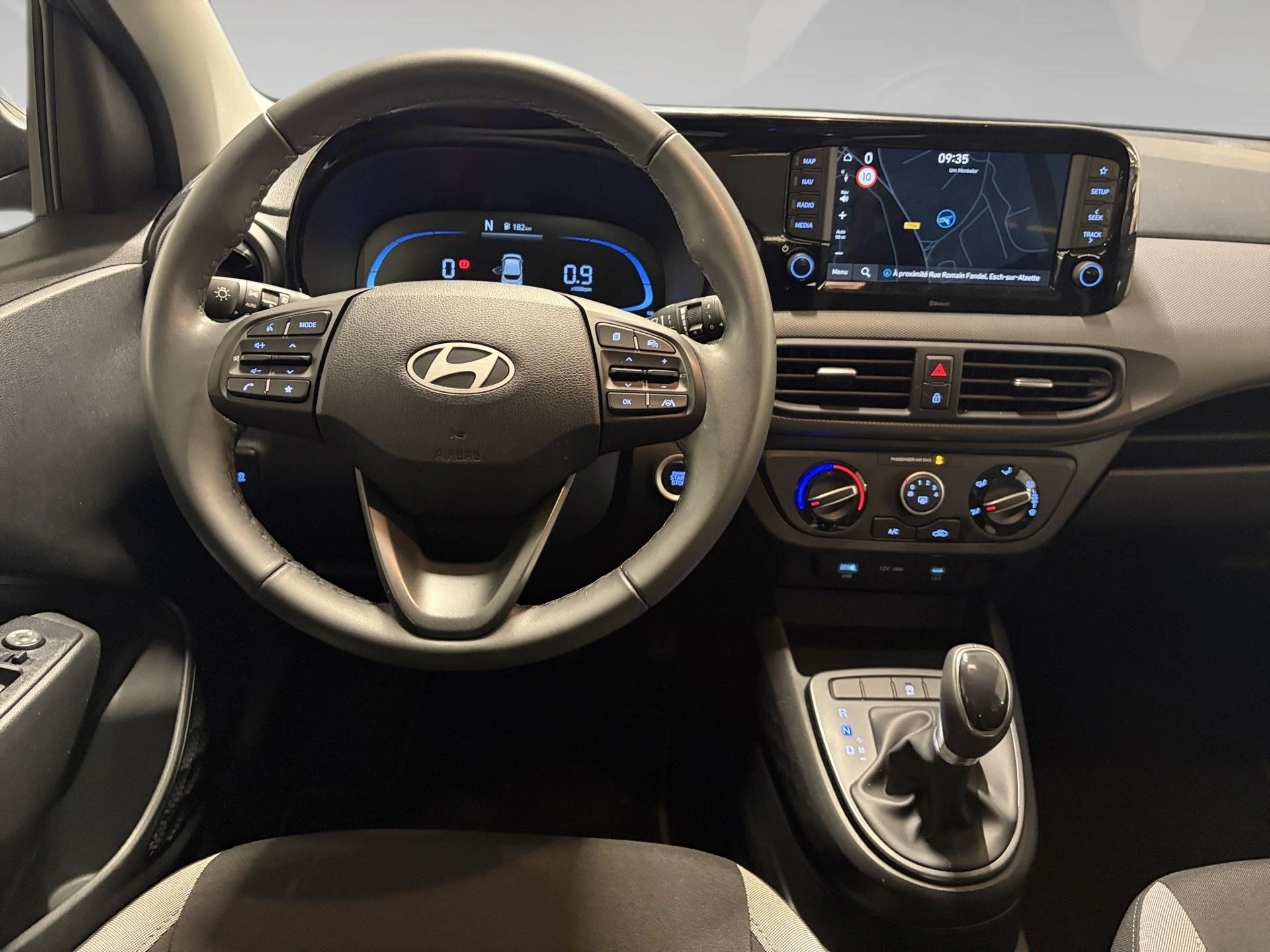 Hyundai-i10-image-4