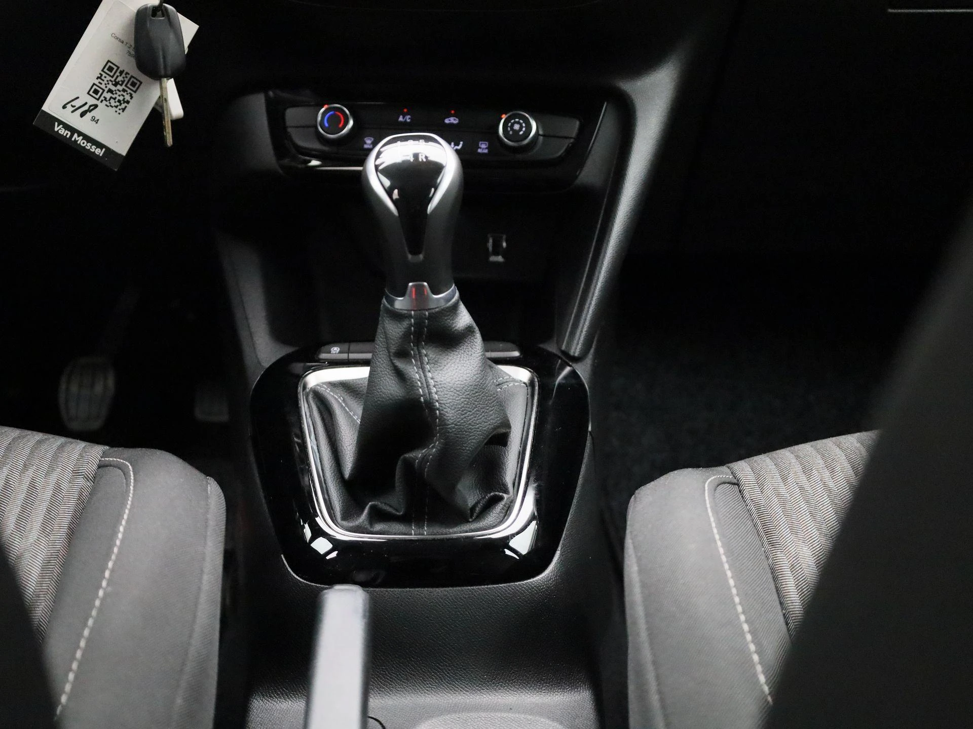 Opel-Corsa-image-9