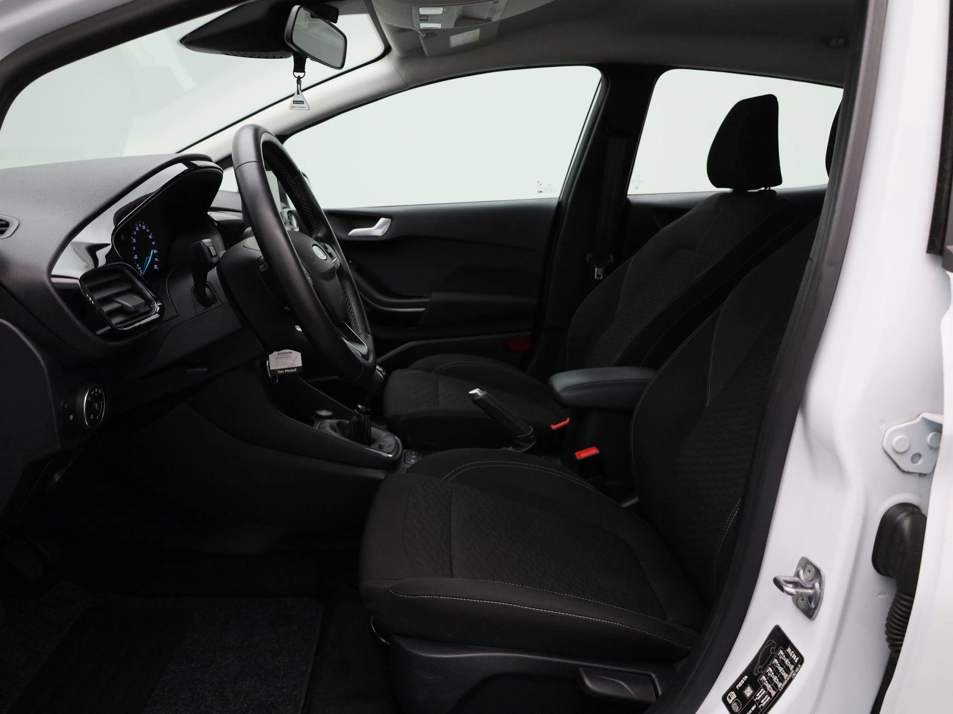 Ford-Fiesta-image-8