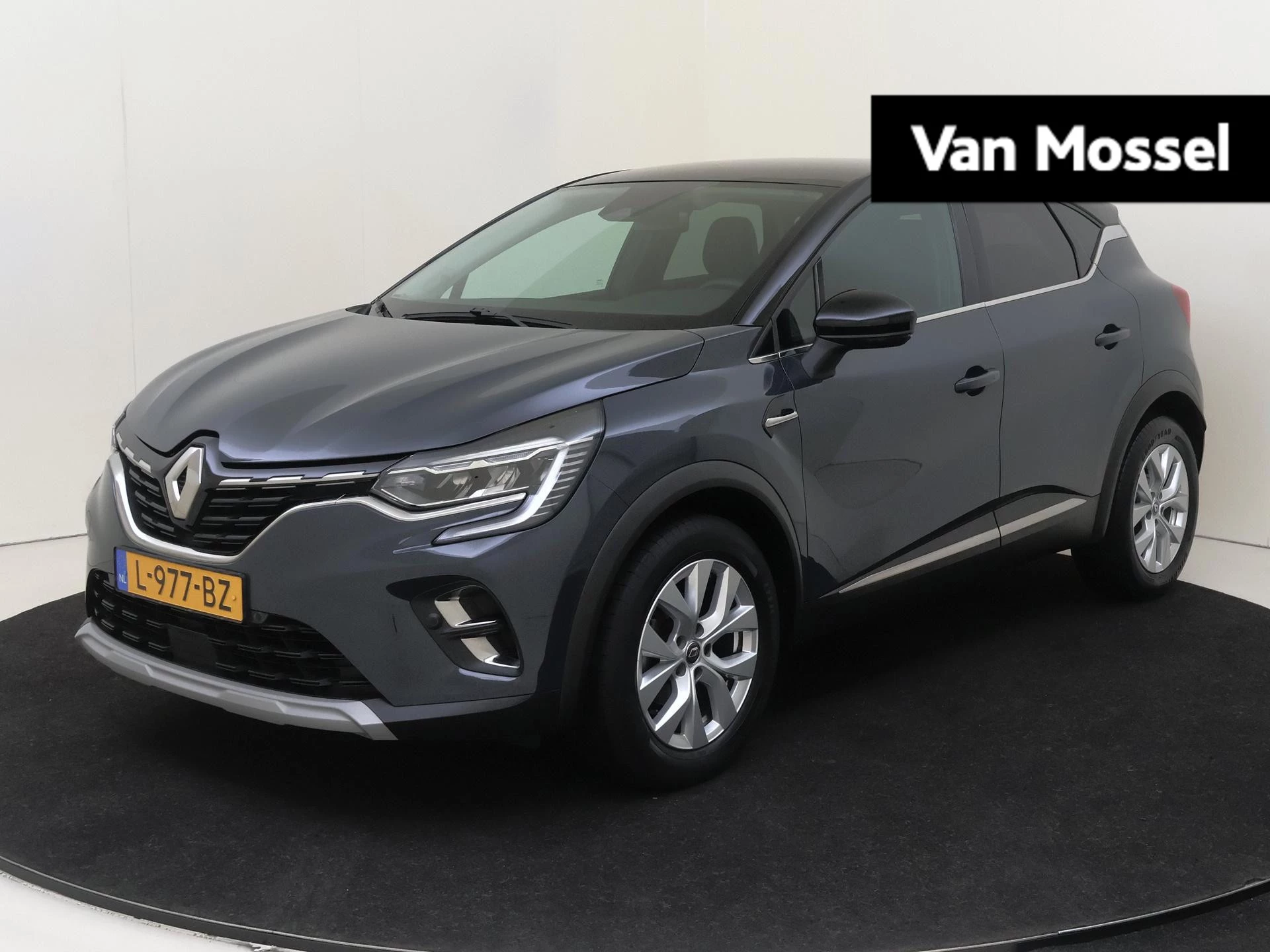 Renault-Captur-image-0