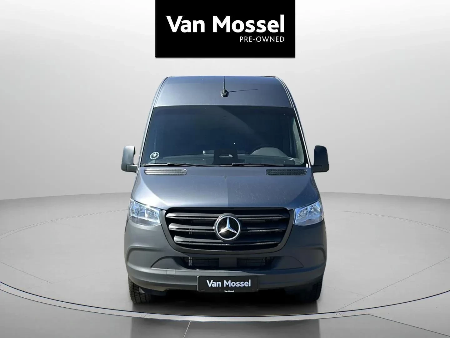 Mercedes-Benz-Sprinter-image-8
