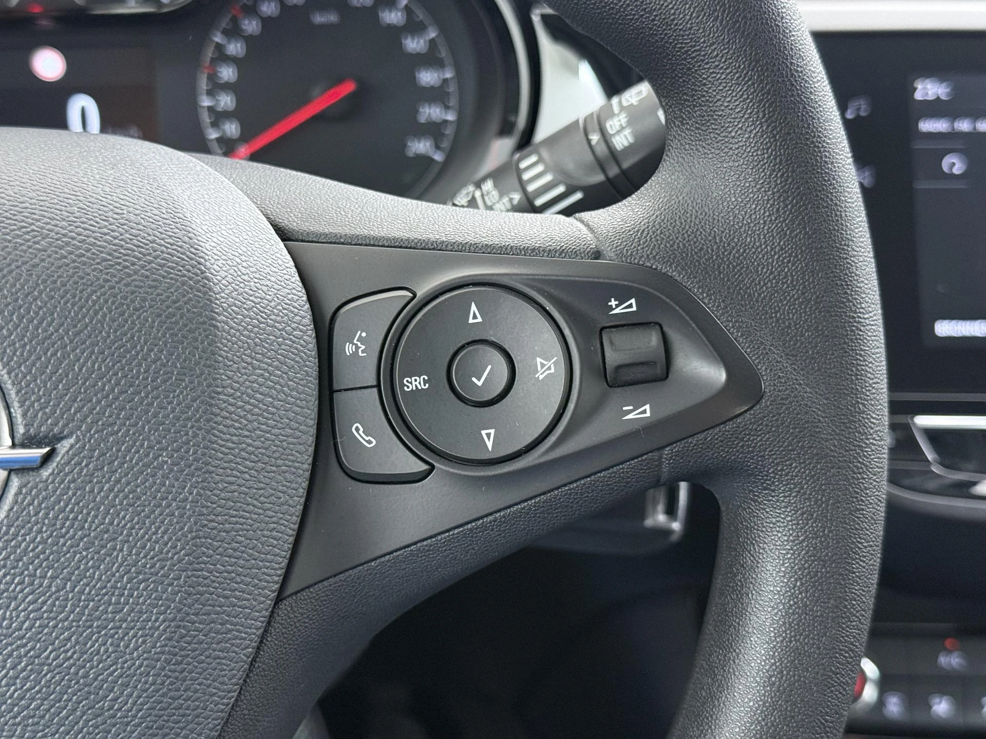 Opel-Corsa-image-11