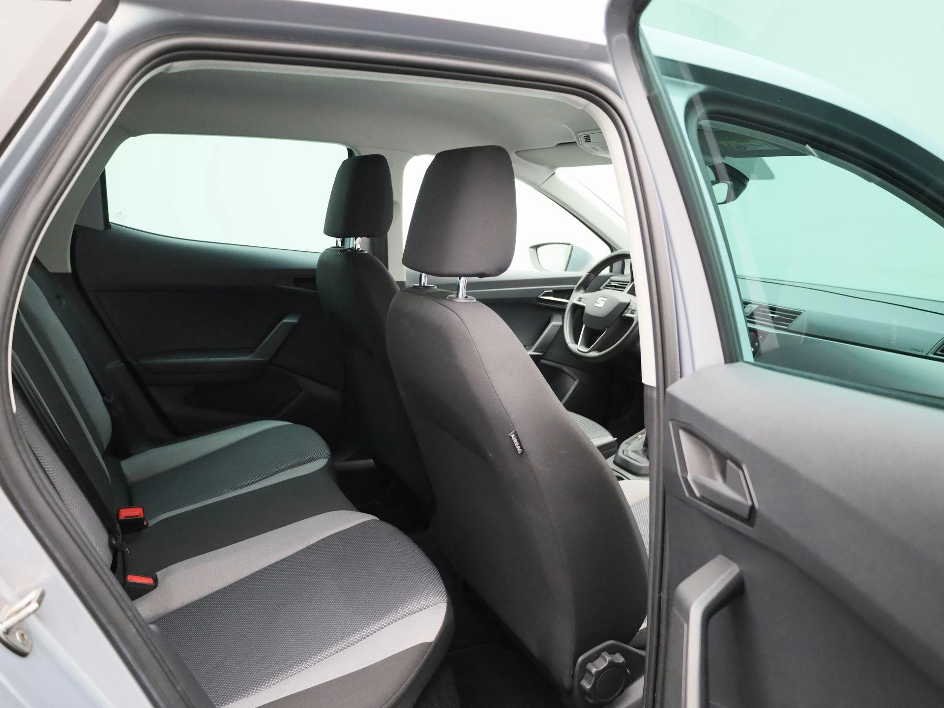 SEAT-Ibiza-image-34