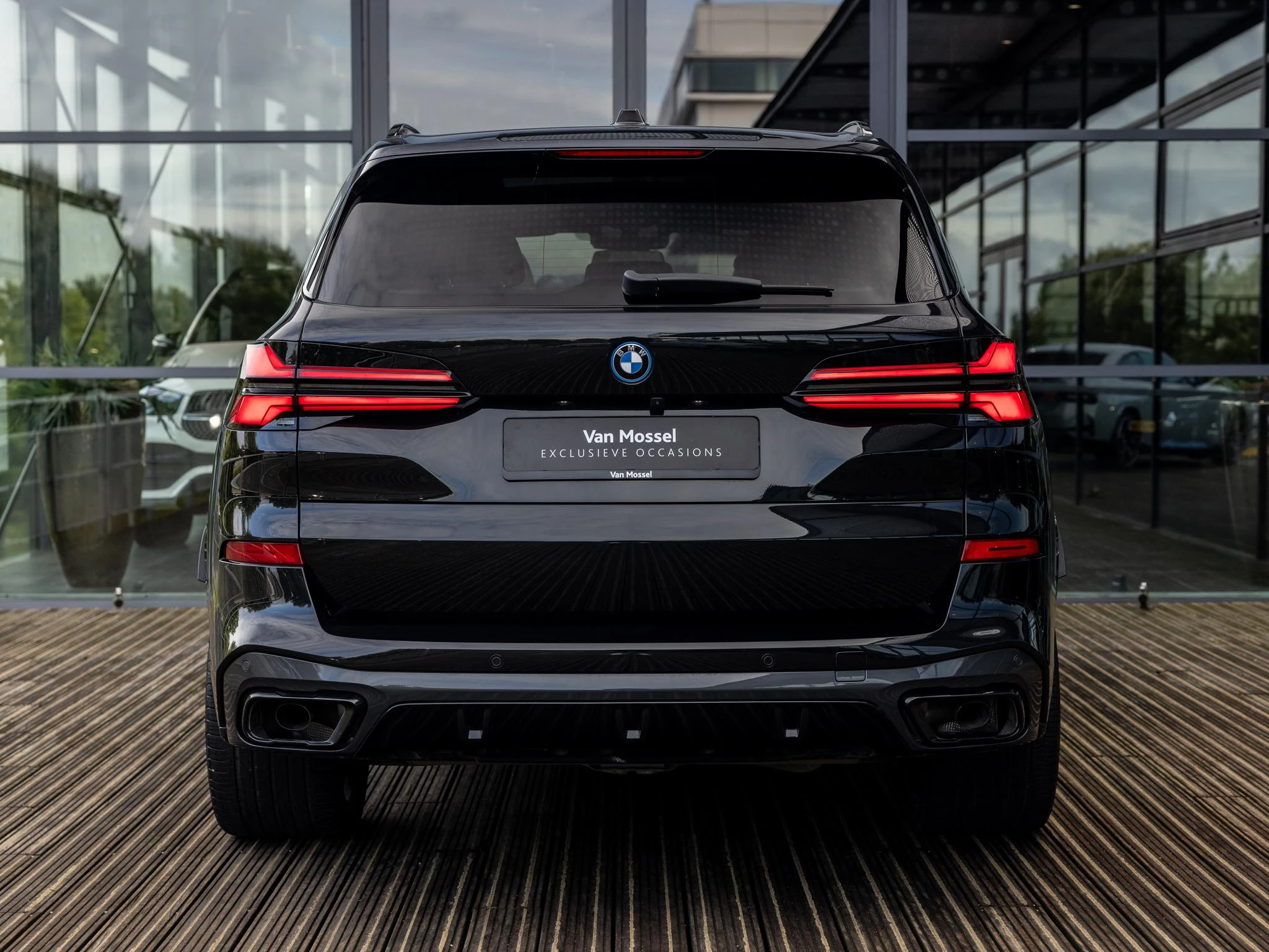 BMW-X5-image-4
