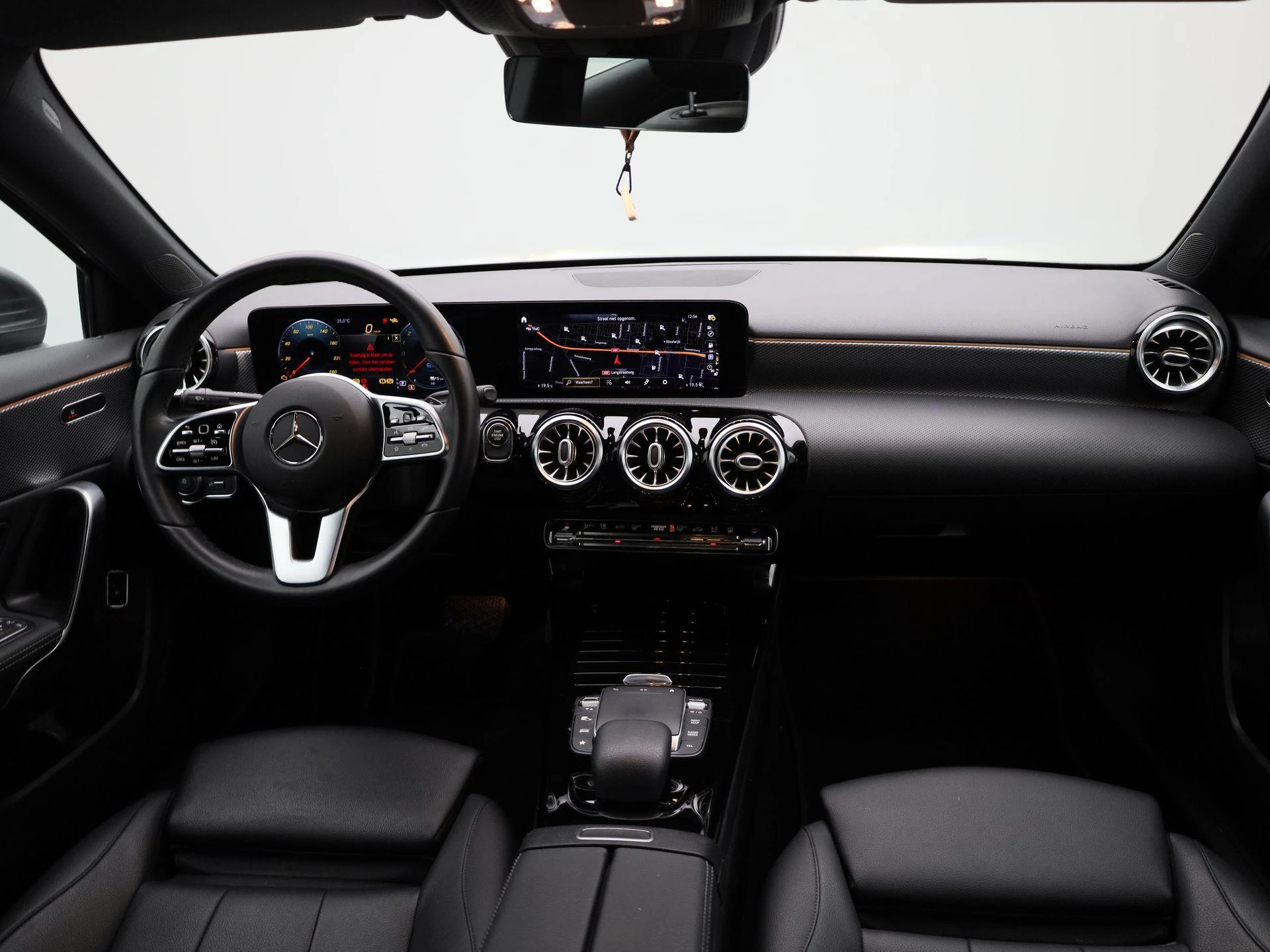 Mercedes-Benz-Classe A-image-40