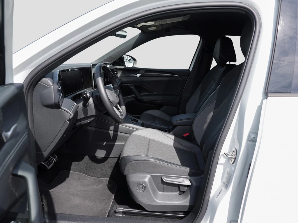 Volkswagen-Tiguan-image-18