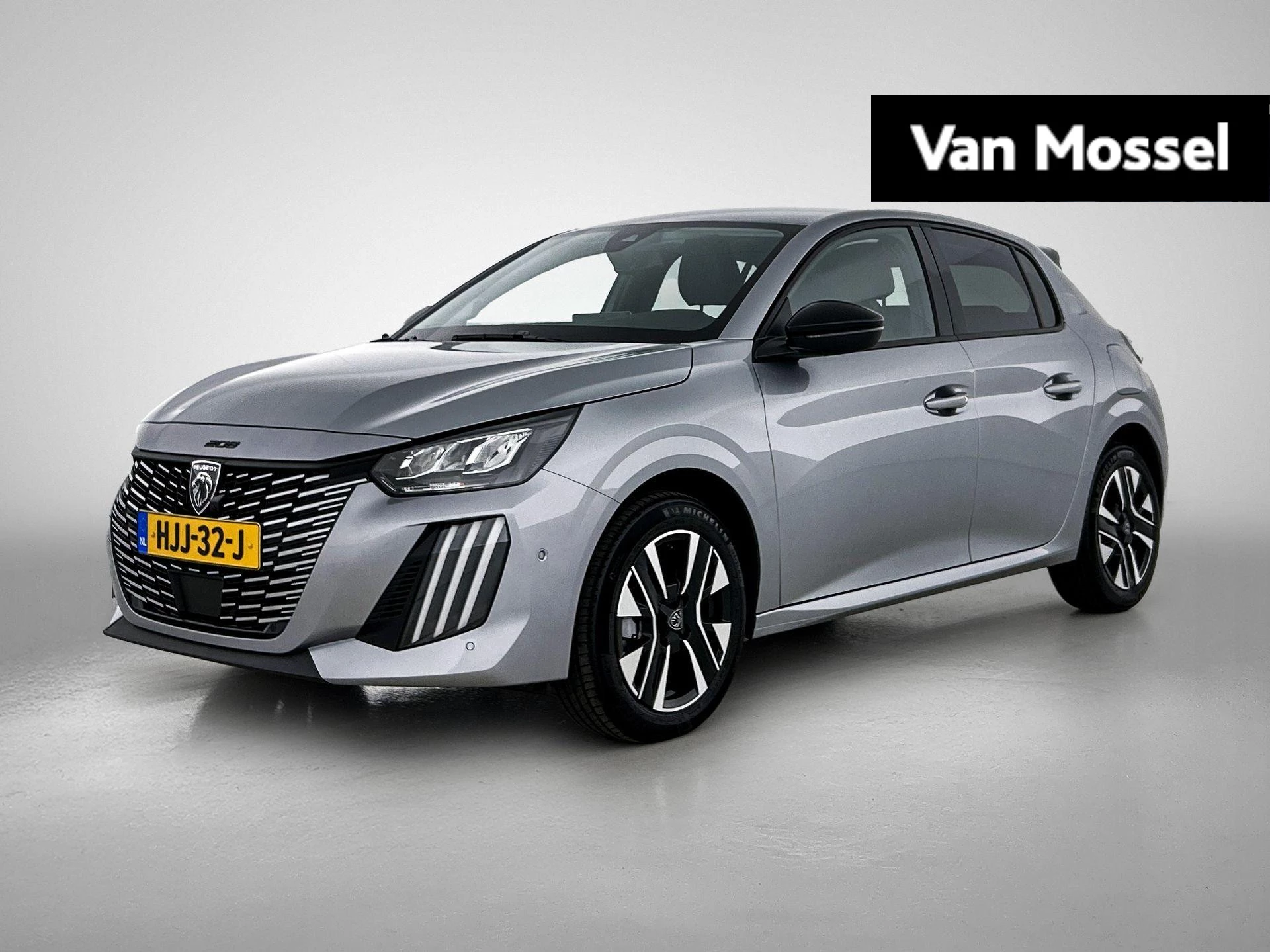 Peugeot-208-image-0