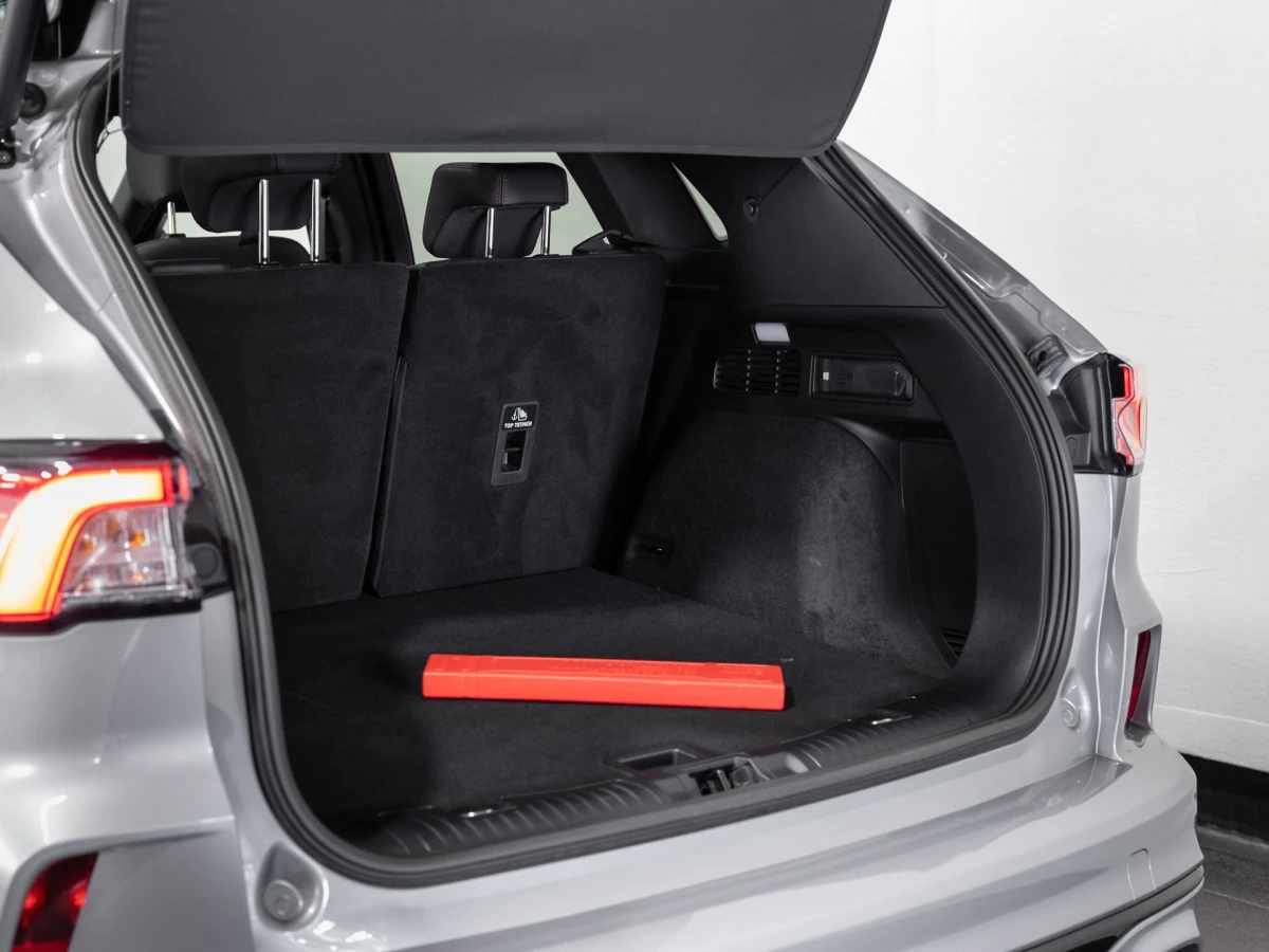 Ford Kuga ST-Line X*PANO*AHK*KAM*ACC*NAVI*SOUND-SYS. LED Pano SHZ 4xSHZ