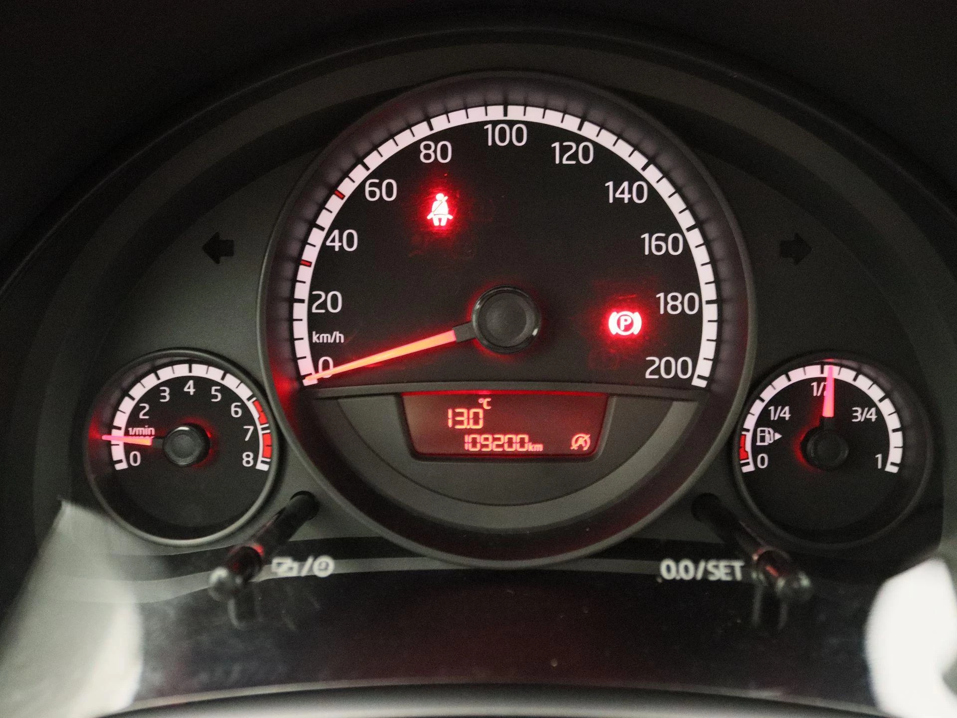 Volkswagen-up!-image-8