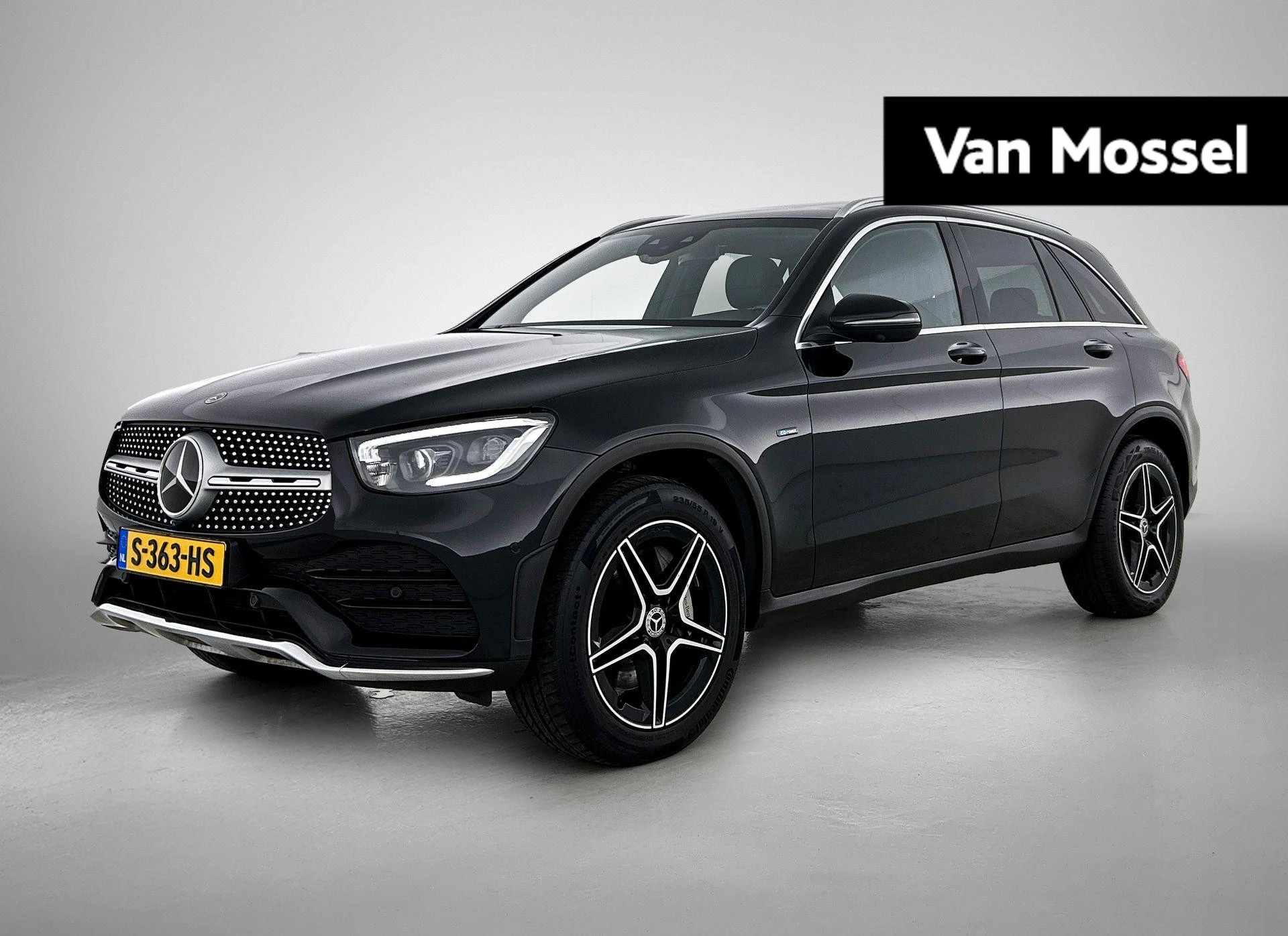 Mercedes-Benz-GLC-image-0