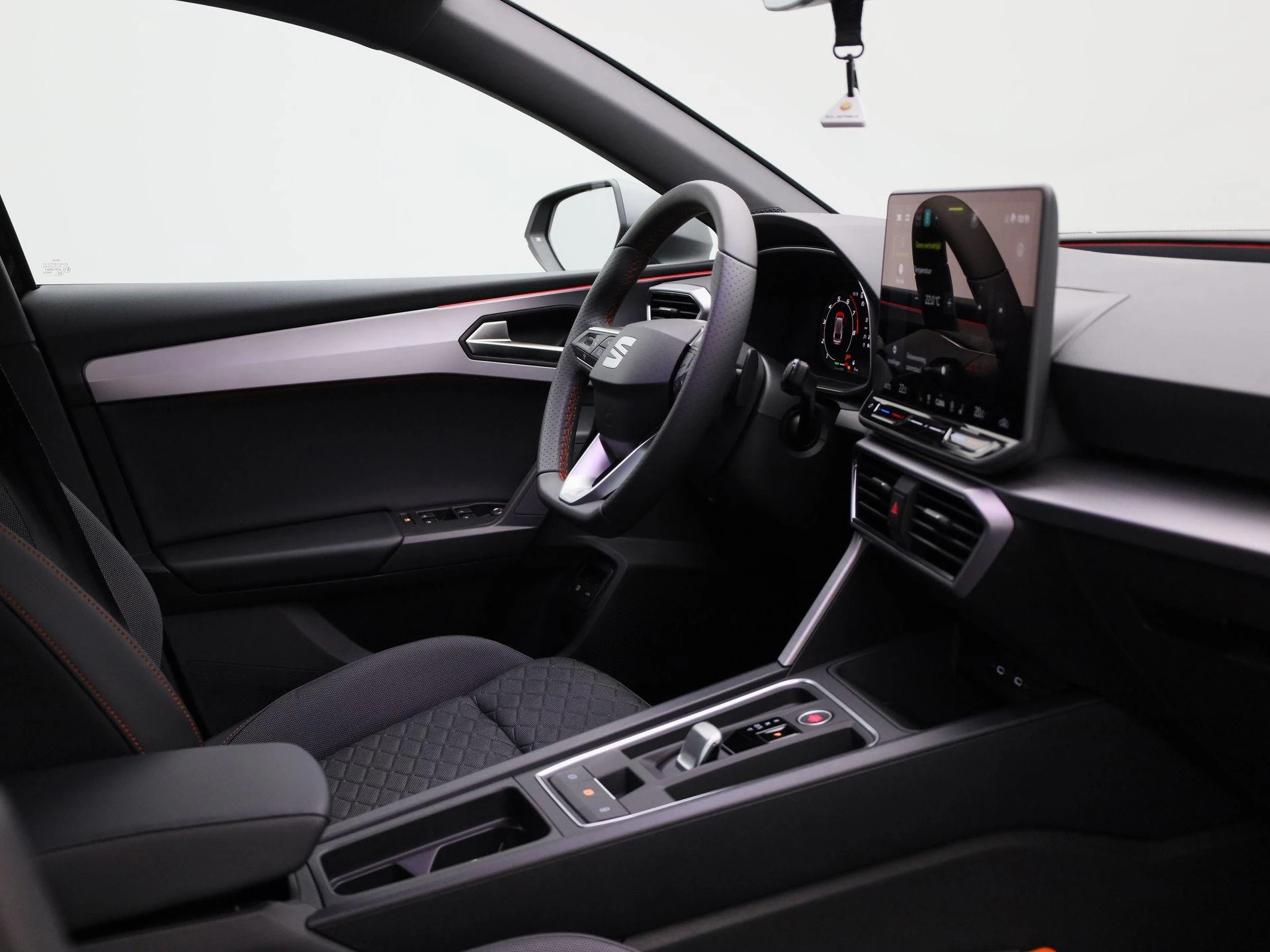 SEAT Leon Sportstourer 1.5 TSI e-Hybrid FR Business