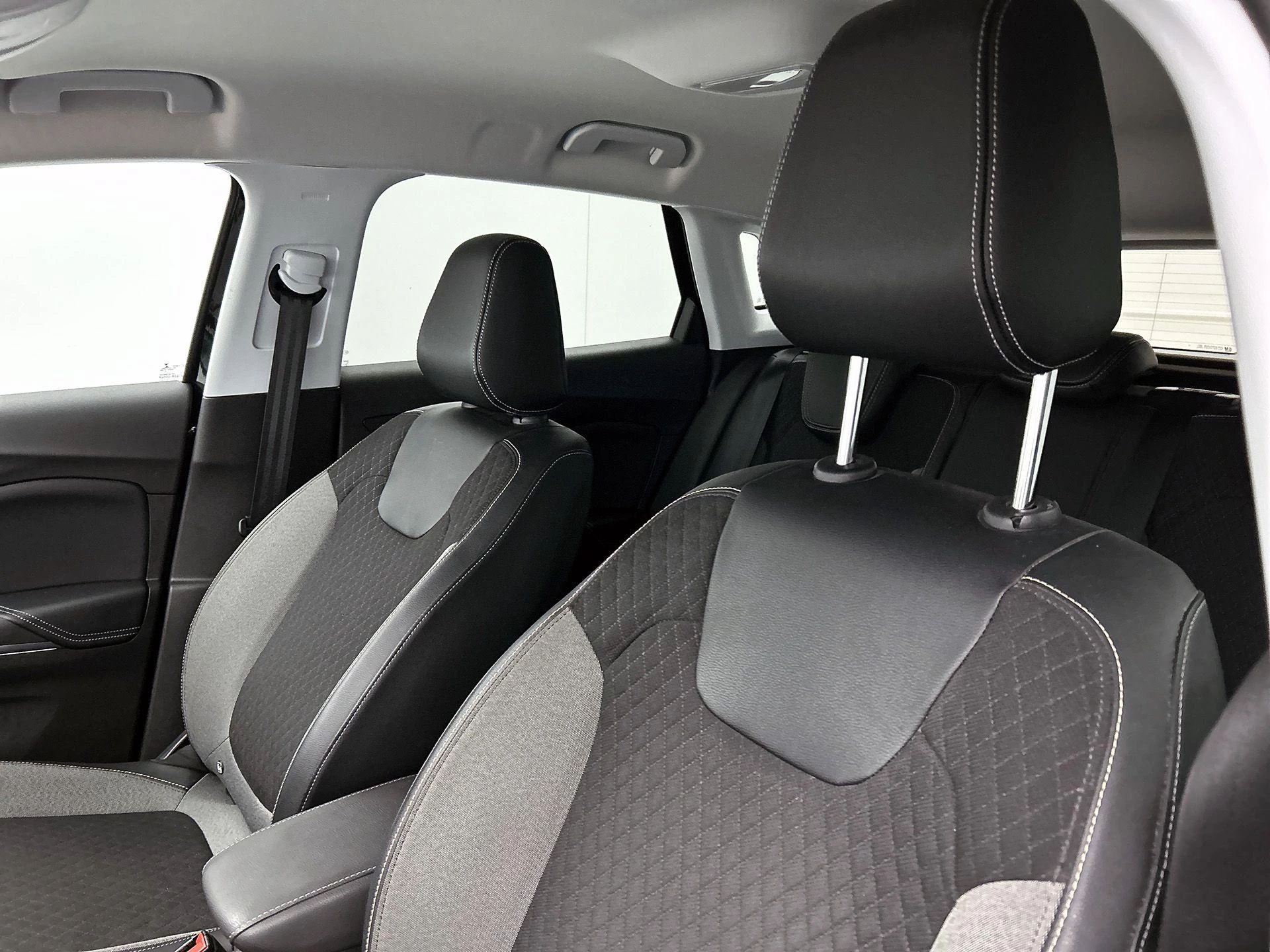Opel-Grandland X-image-10
