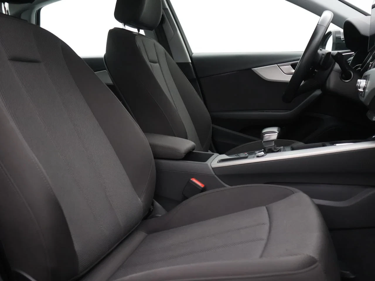 Audi-A4-image-8
