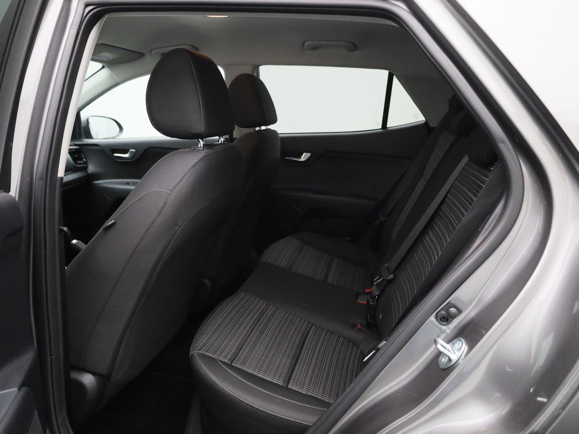 Kia-Stonic-image-11