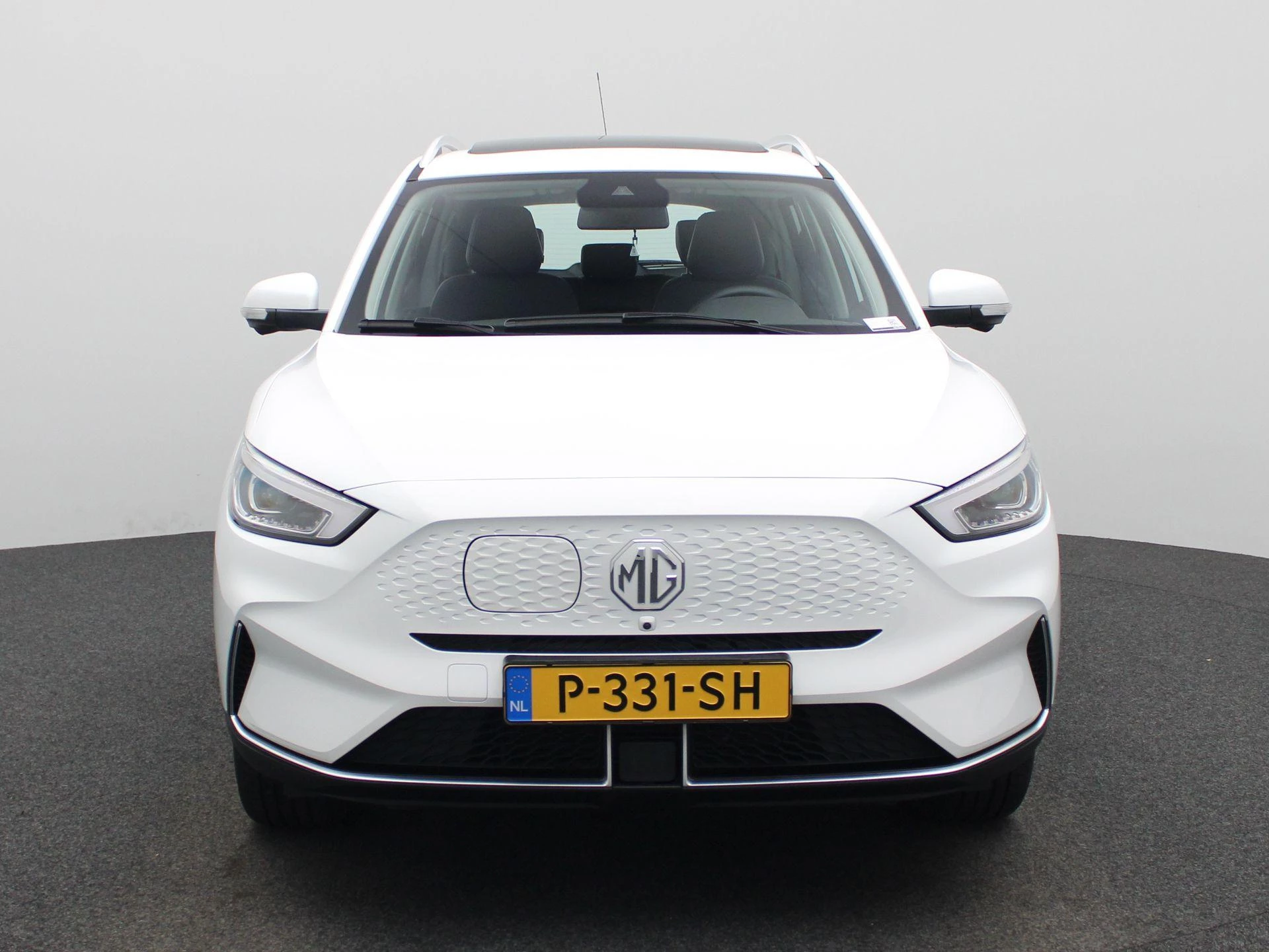 MG-ZS EV-image-2