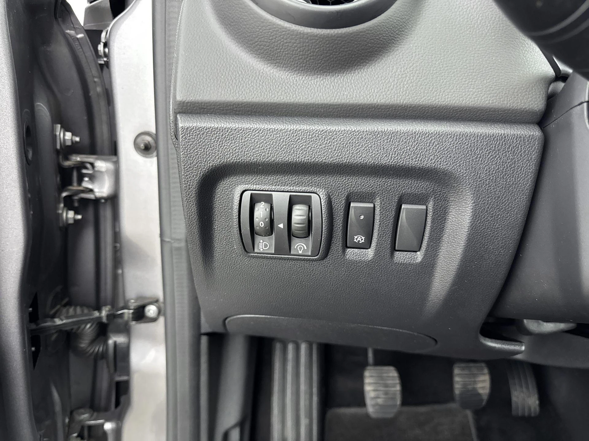 Renault-Captur-image-22