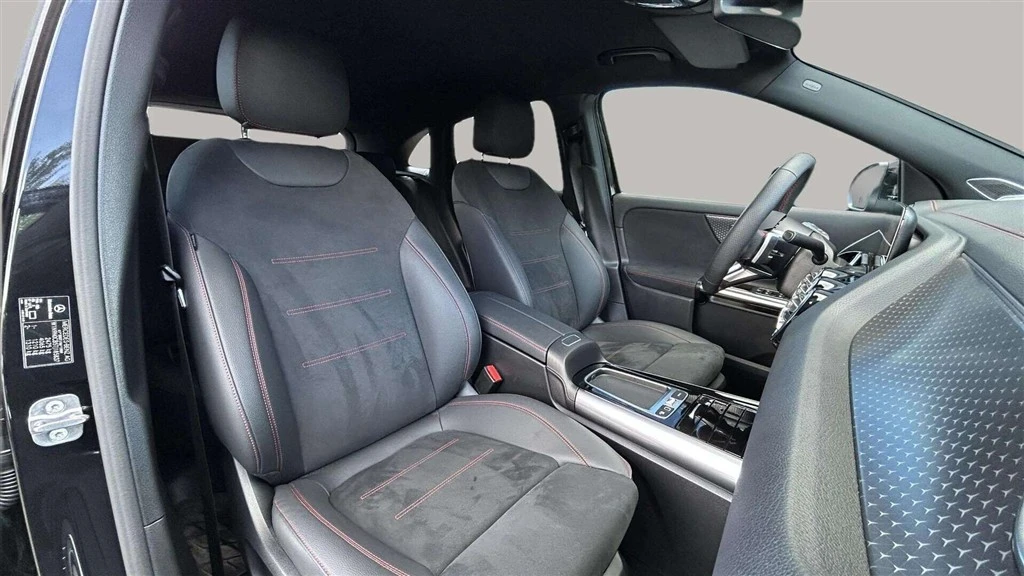 Mercedes-Benz-EQA-image-19