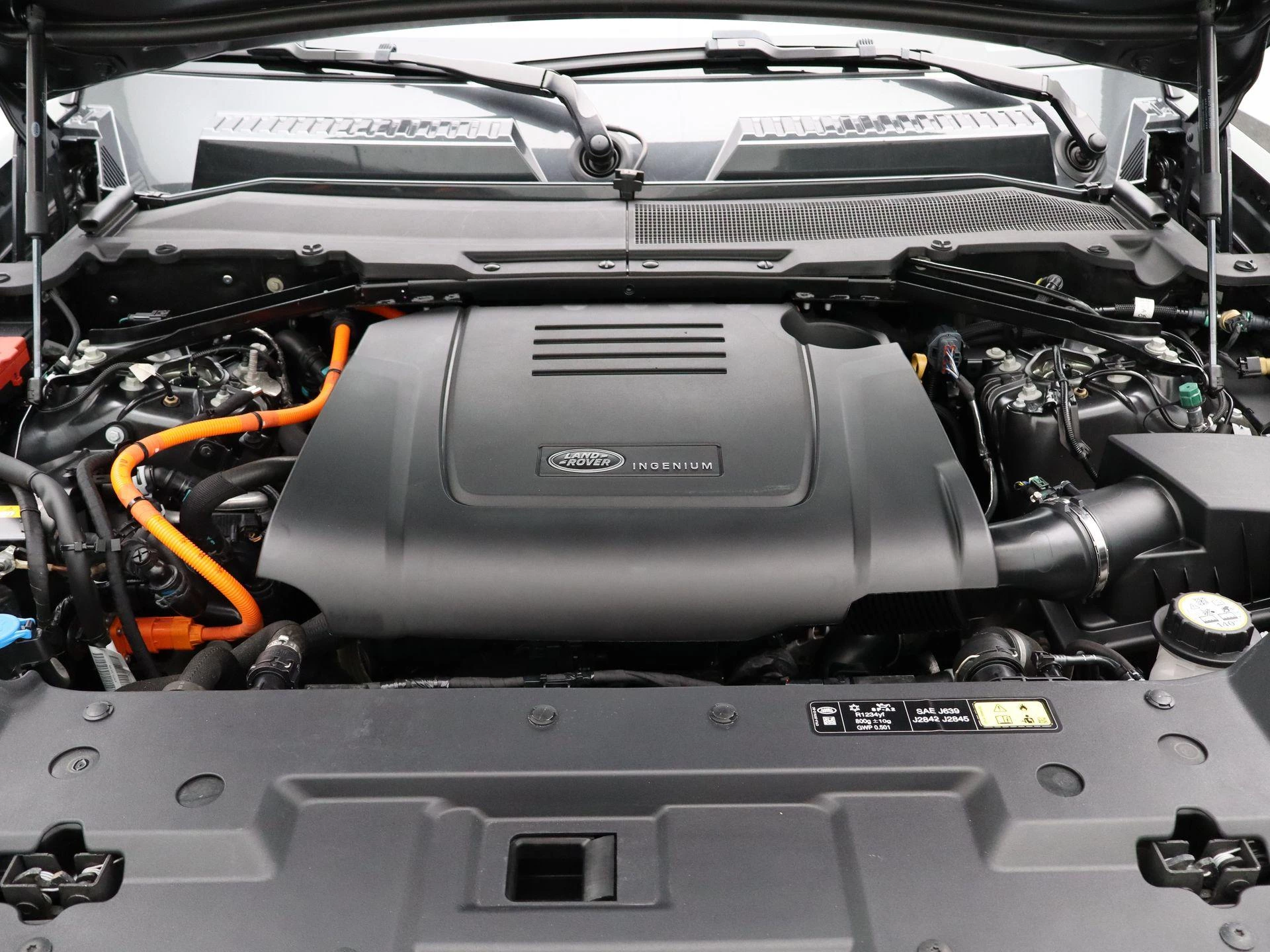 Land Rover Defender 110 2.0 P300e 110 X-Dynamic HSE
