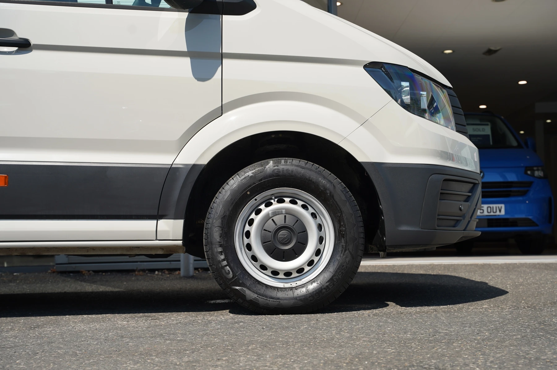 Volkswagen-Crafter-image-31