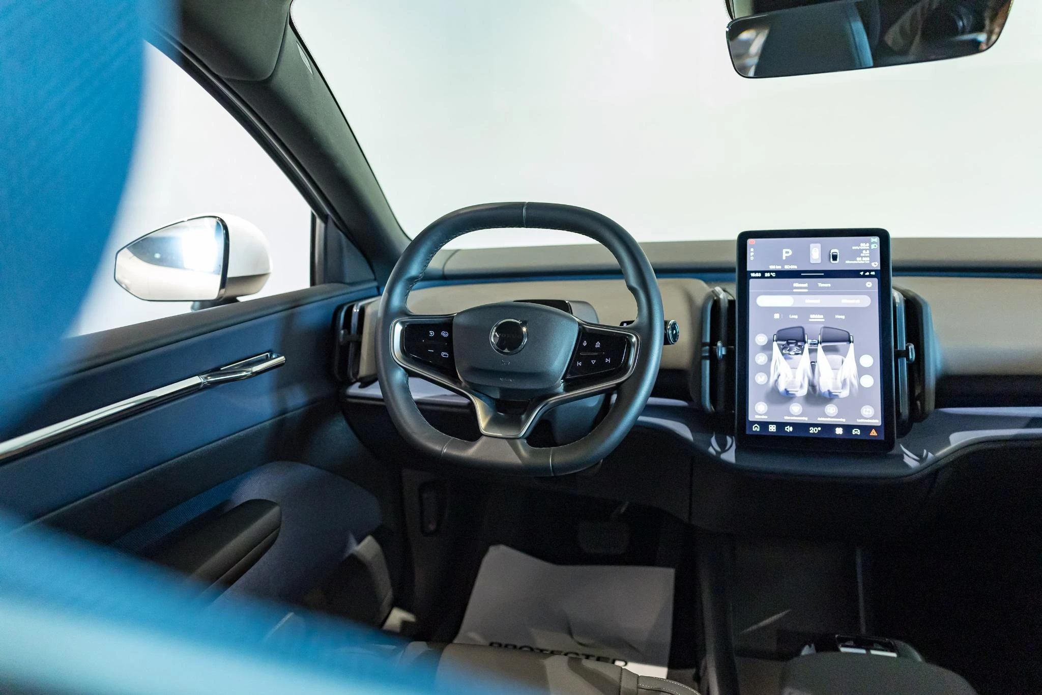 Volvo-EX30-image-17