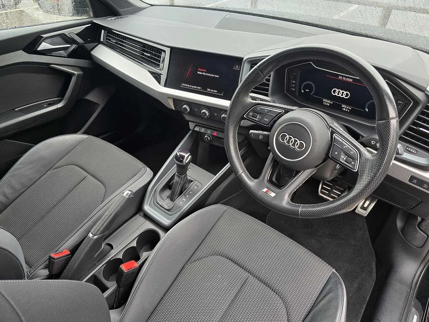 Audi-A1 Sportback-image-5