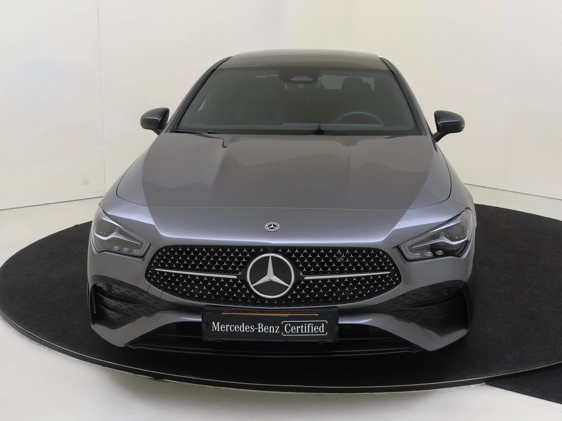 Mercedes-Benz-CLA-image-8