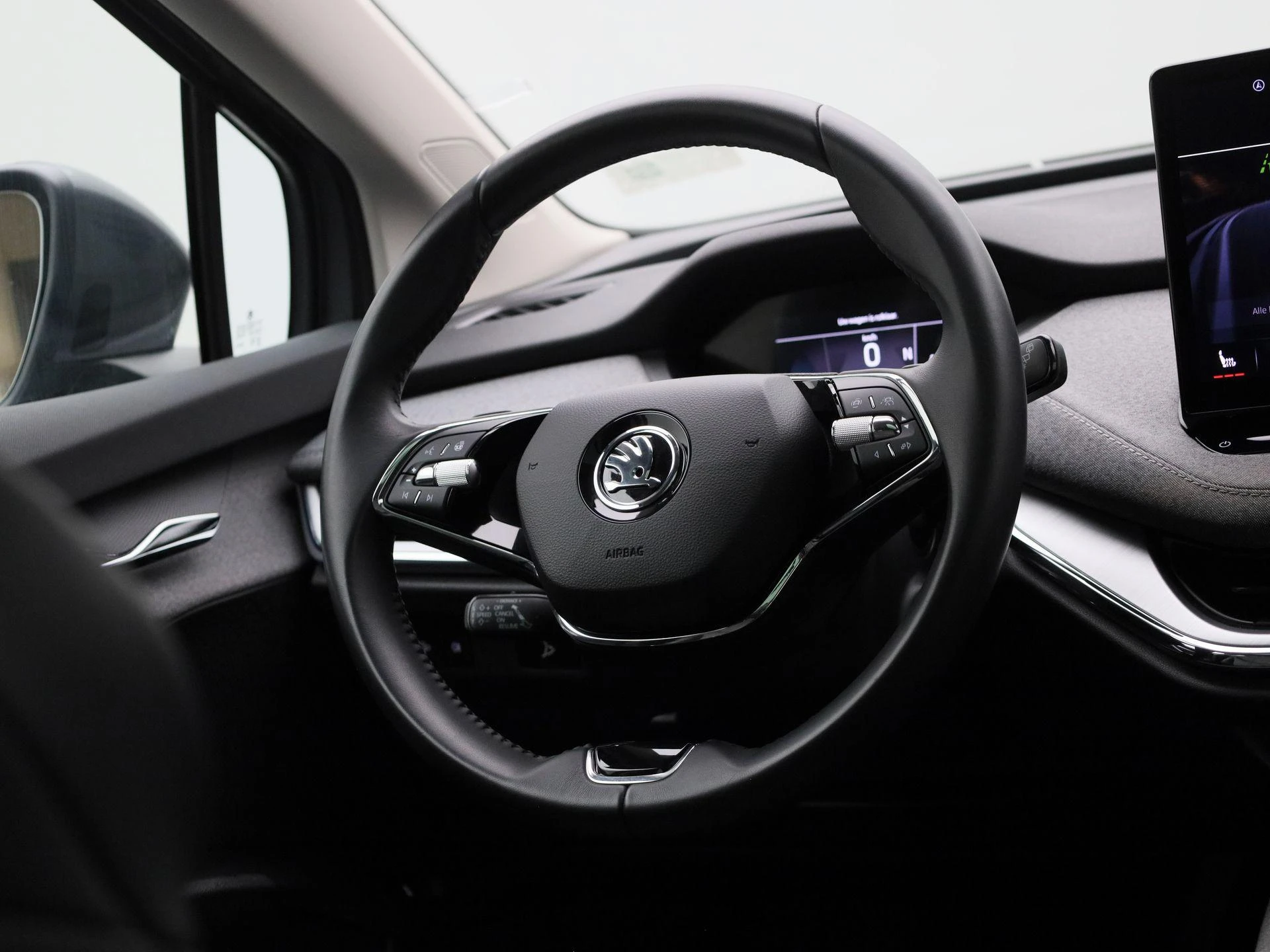 Škoda-Enyaq iV-image-40