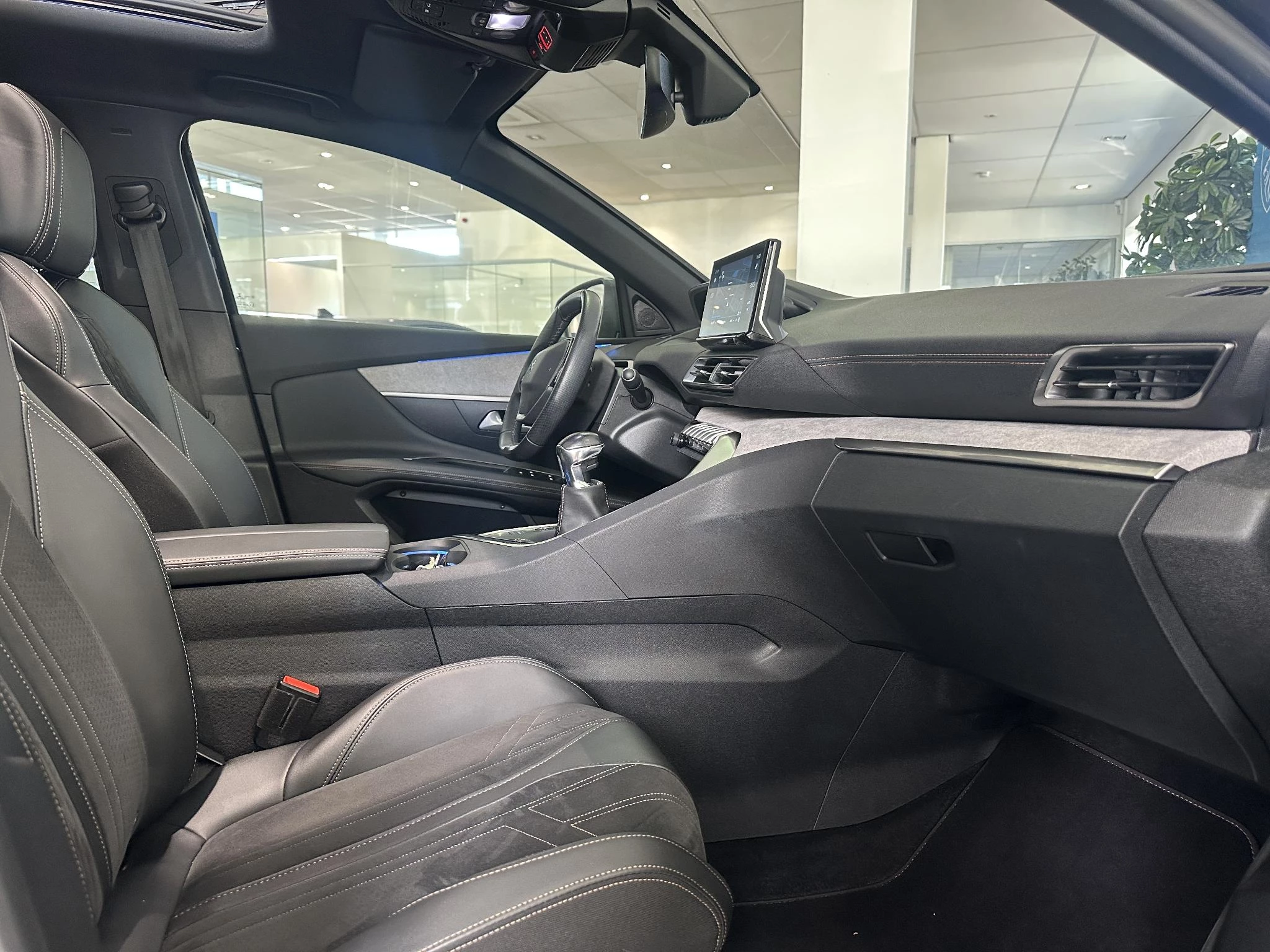 Peugeot-3008-image-12