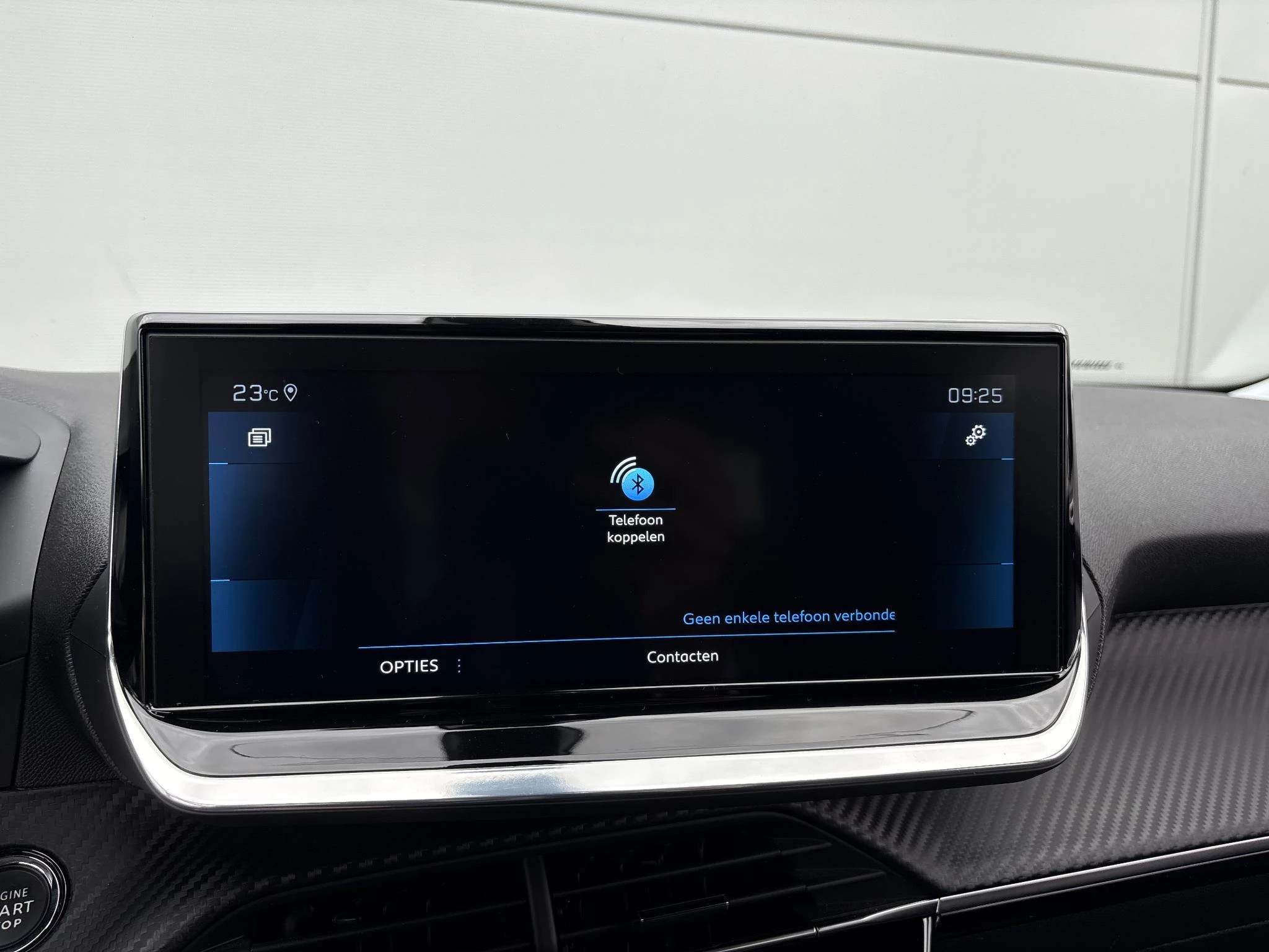 Peugeot 2008 1.2 PureTech Blue Lease Allure