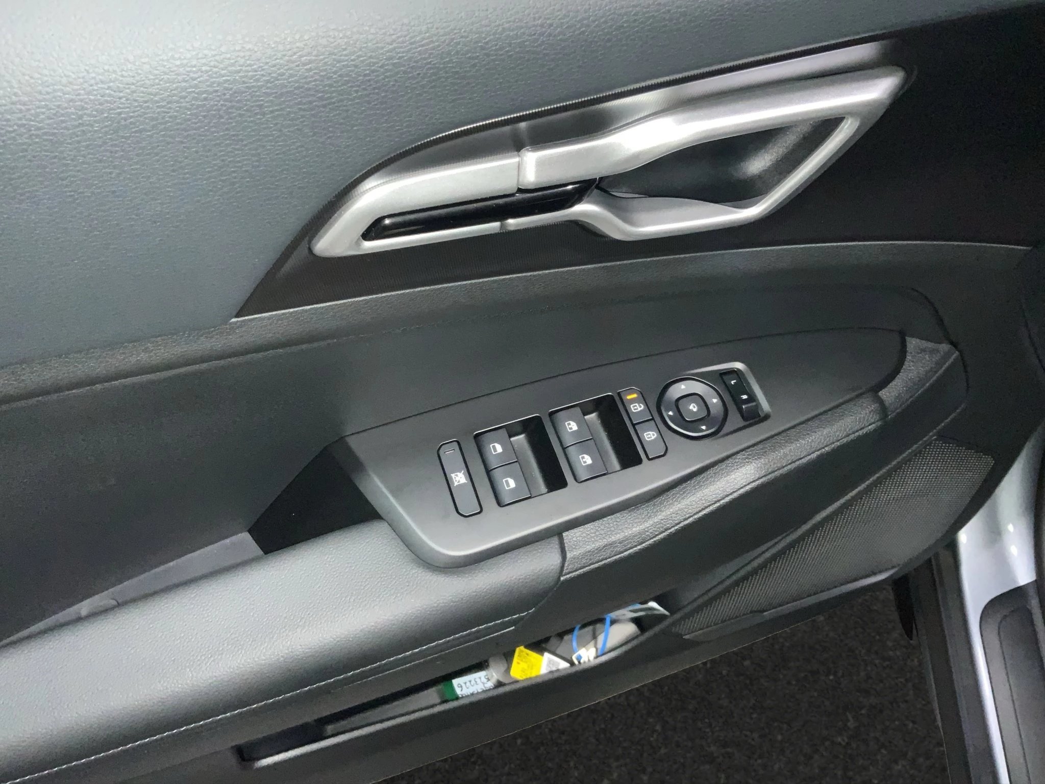 Kia Sportage Vision 1.6 T-GDI DCT Sports Utility Vehicle. NAVI*KLIMA*RFK*KOMF.PKT*SHZ*LRH
