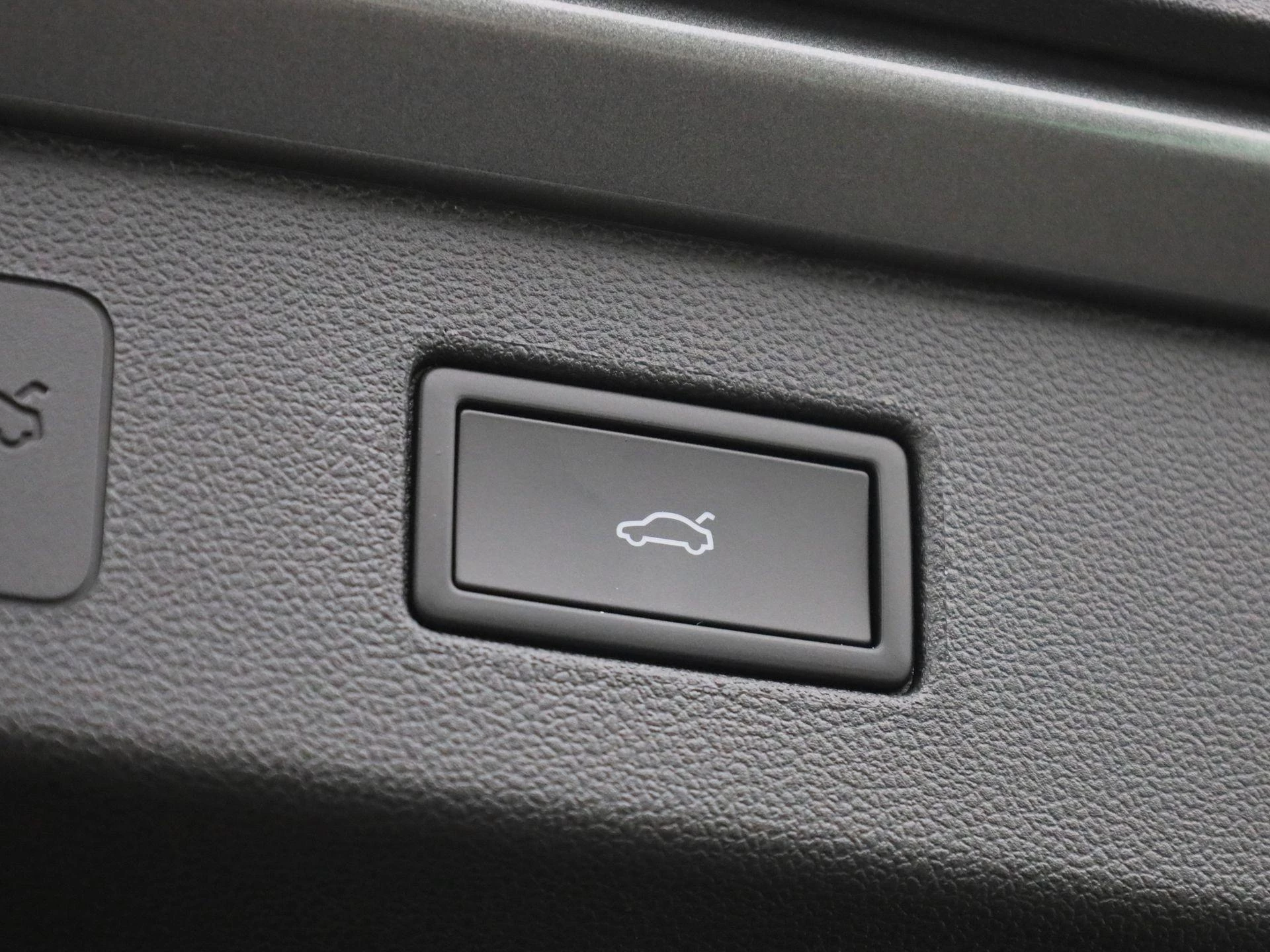 Volkswagen T-Roc 1.5 eTsi Style First Edition