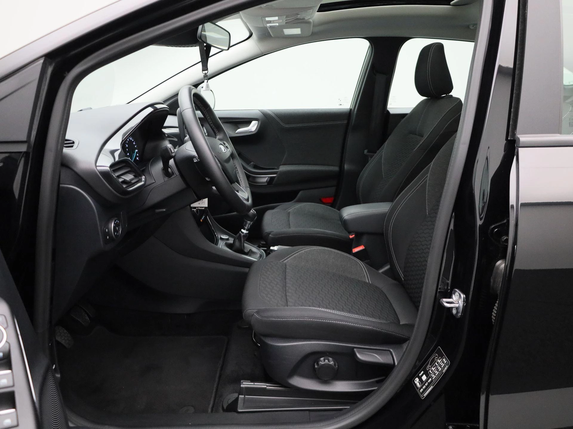 Ford-Puma-image-8