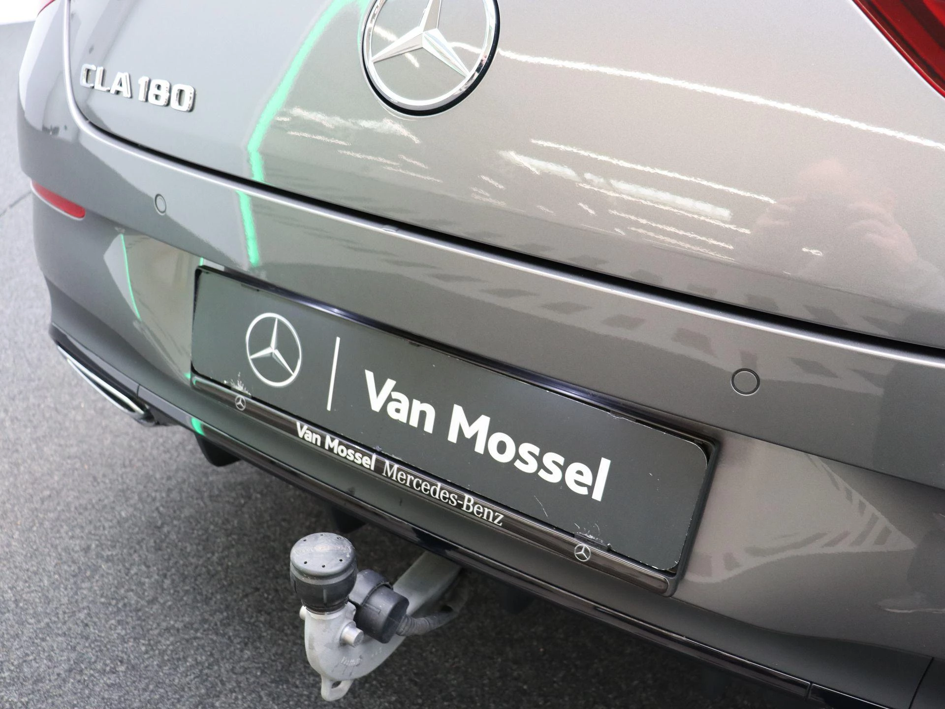 Mercedes-Benz-CLA-image-19