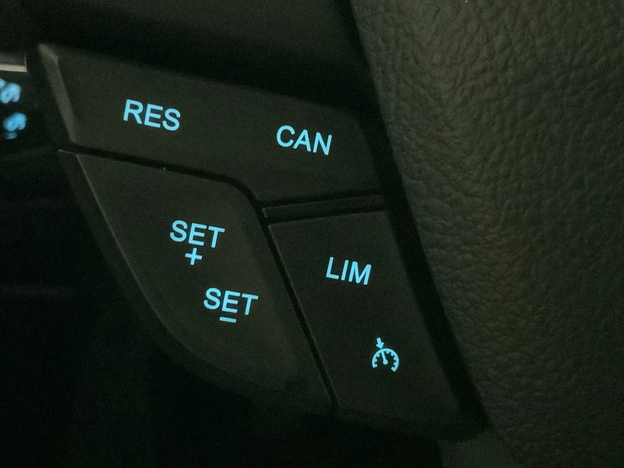 Ford-EcoSport-image-20