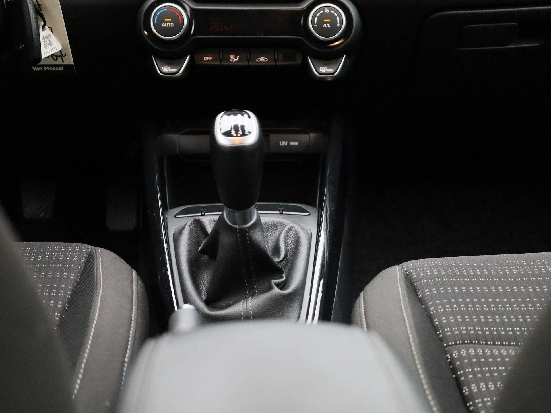 Kia-Stonic-image-9