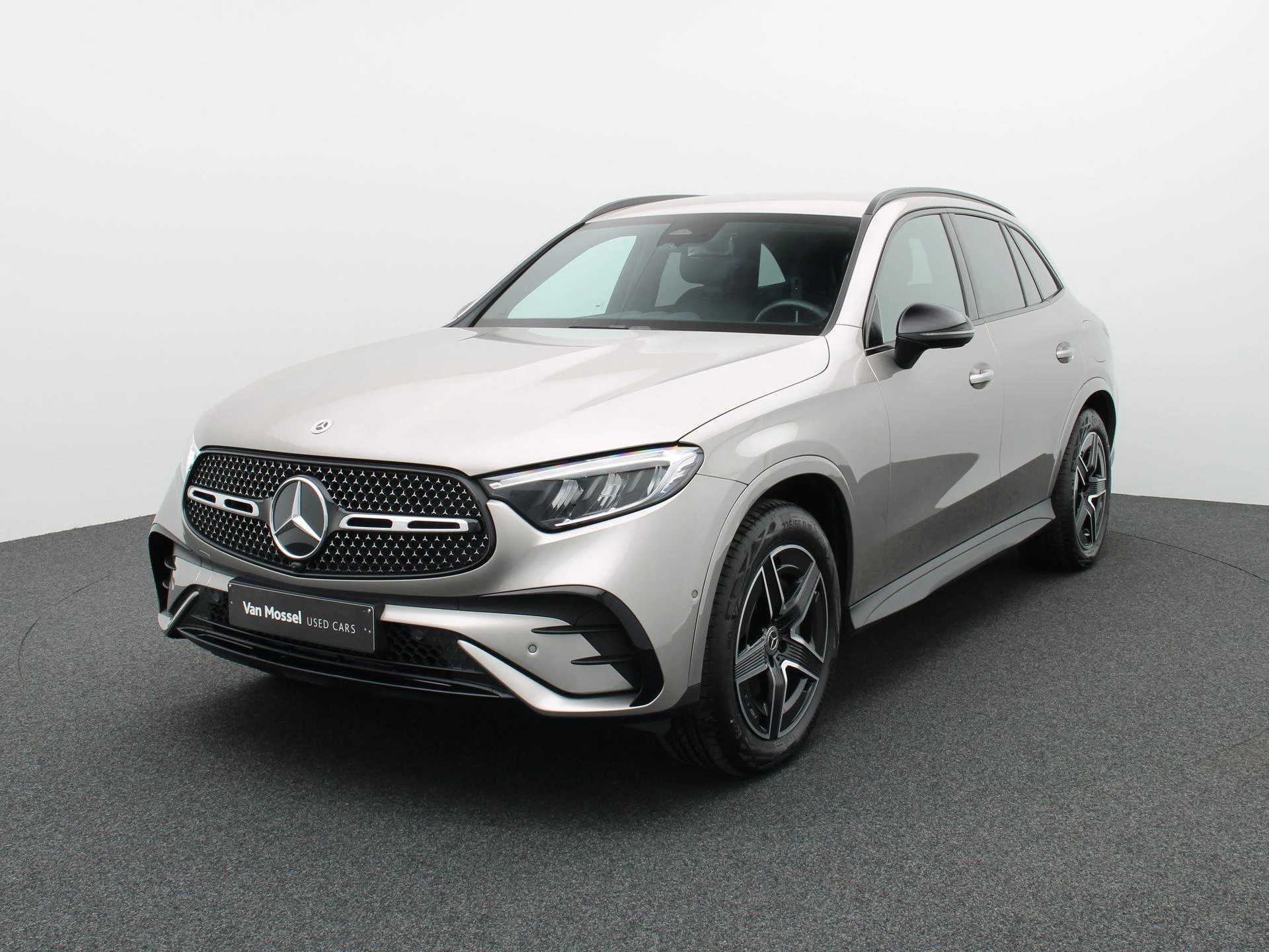 Mercedes-Benz-GLC-image-0