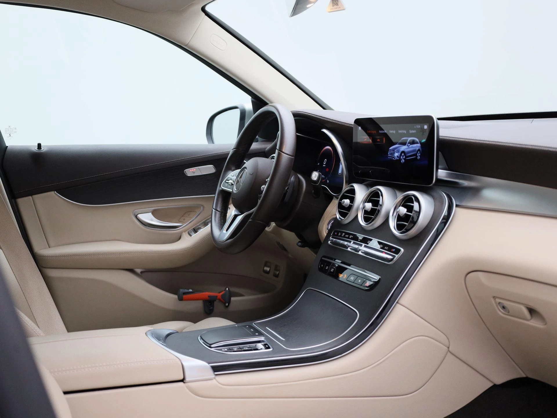 Mercedes-Benz GLC 300e 4MATIC Business Solution