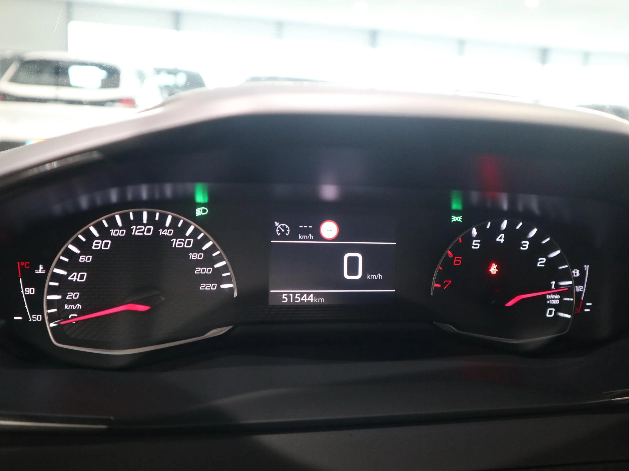 Peugeot-208-image-10