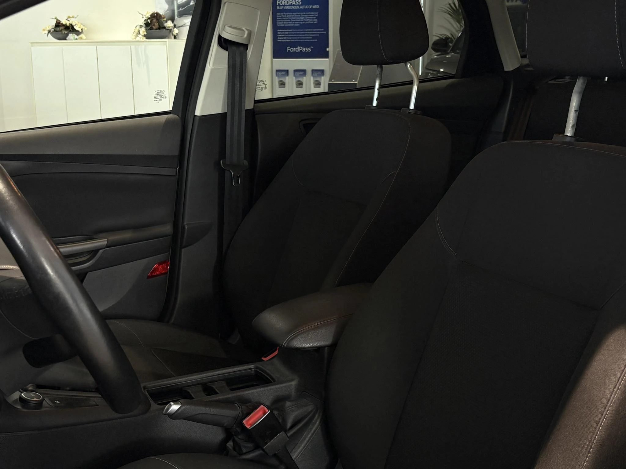 Ford-Focus-image-12