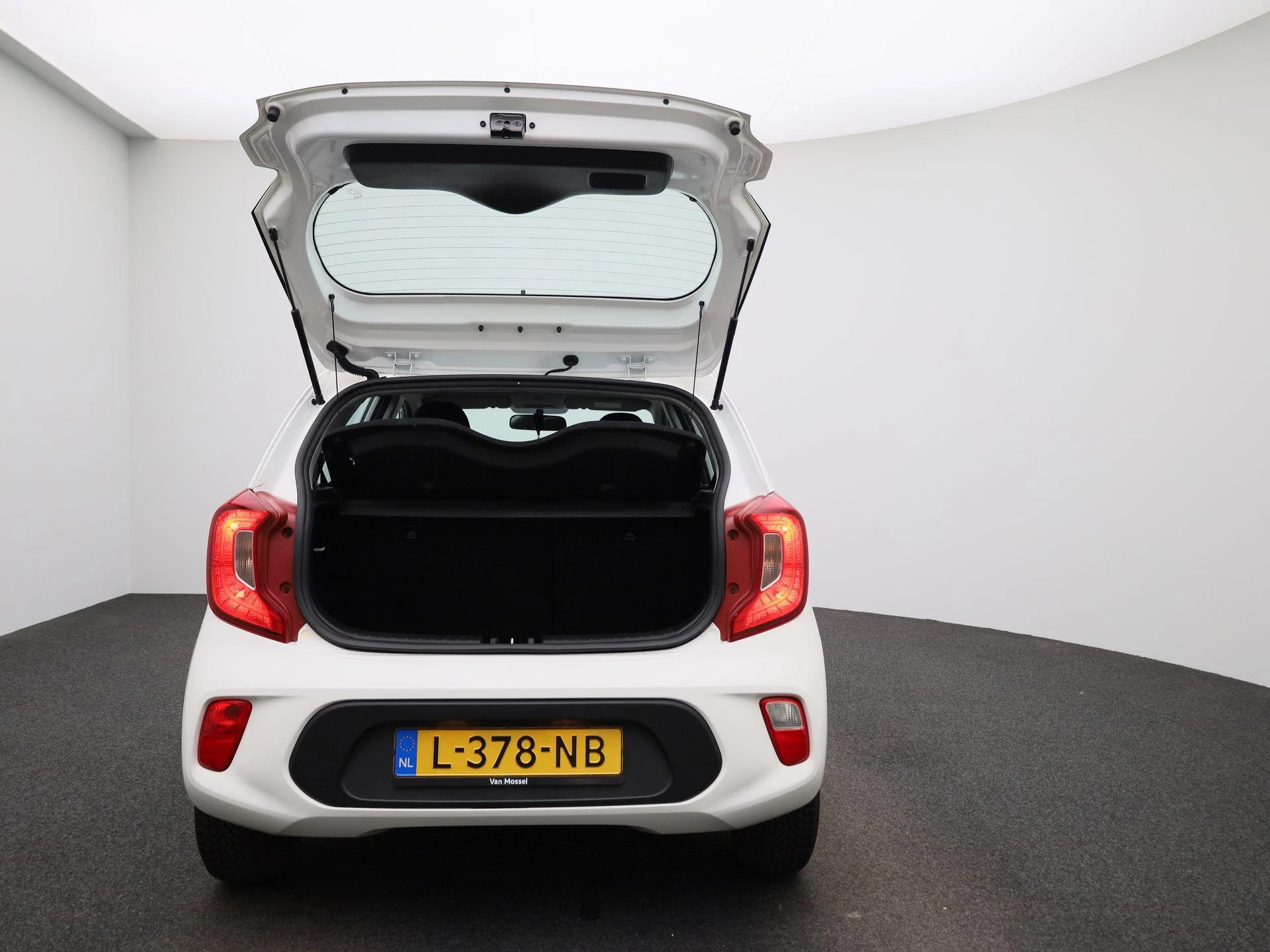 Kia-Picanto-image-10