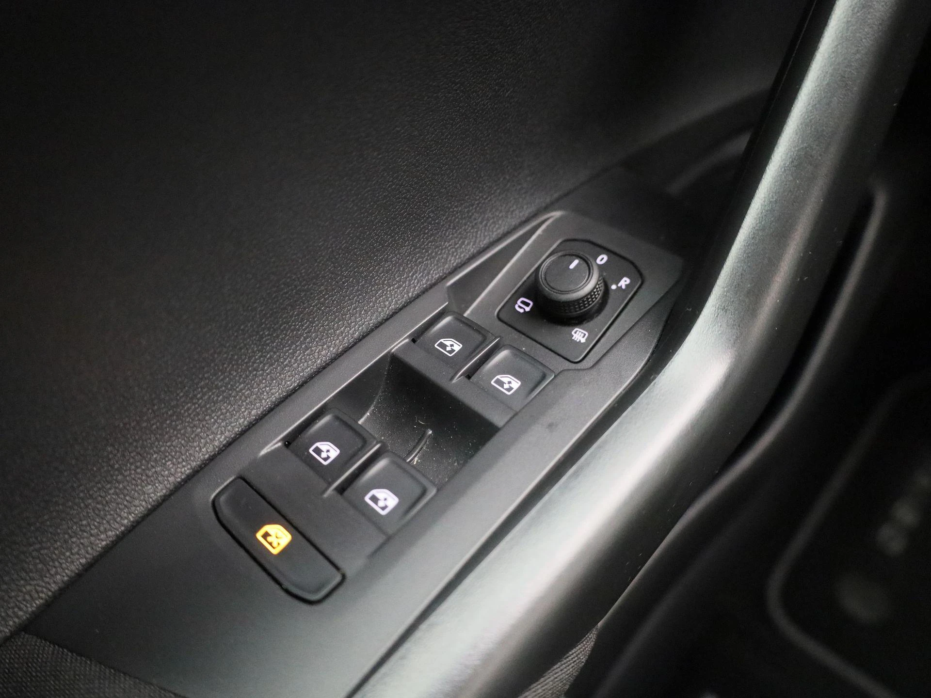 Volkswagen-Taigo-image-20